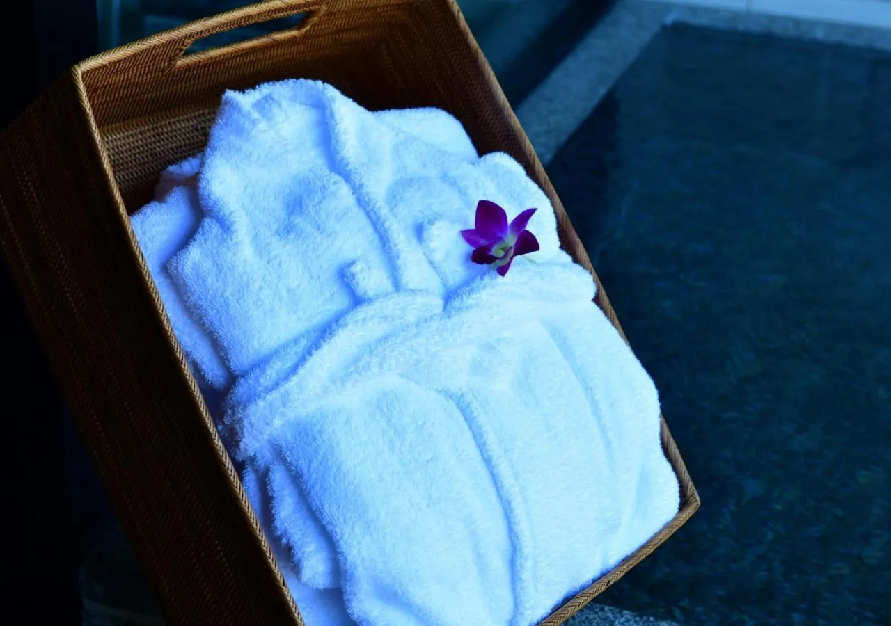 Area and facilities, Bed in Balinese onsen ryokan Hakone Airu