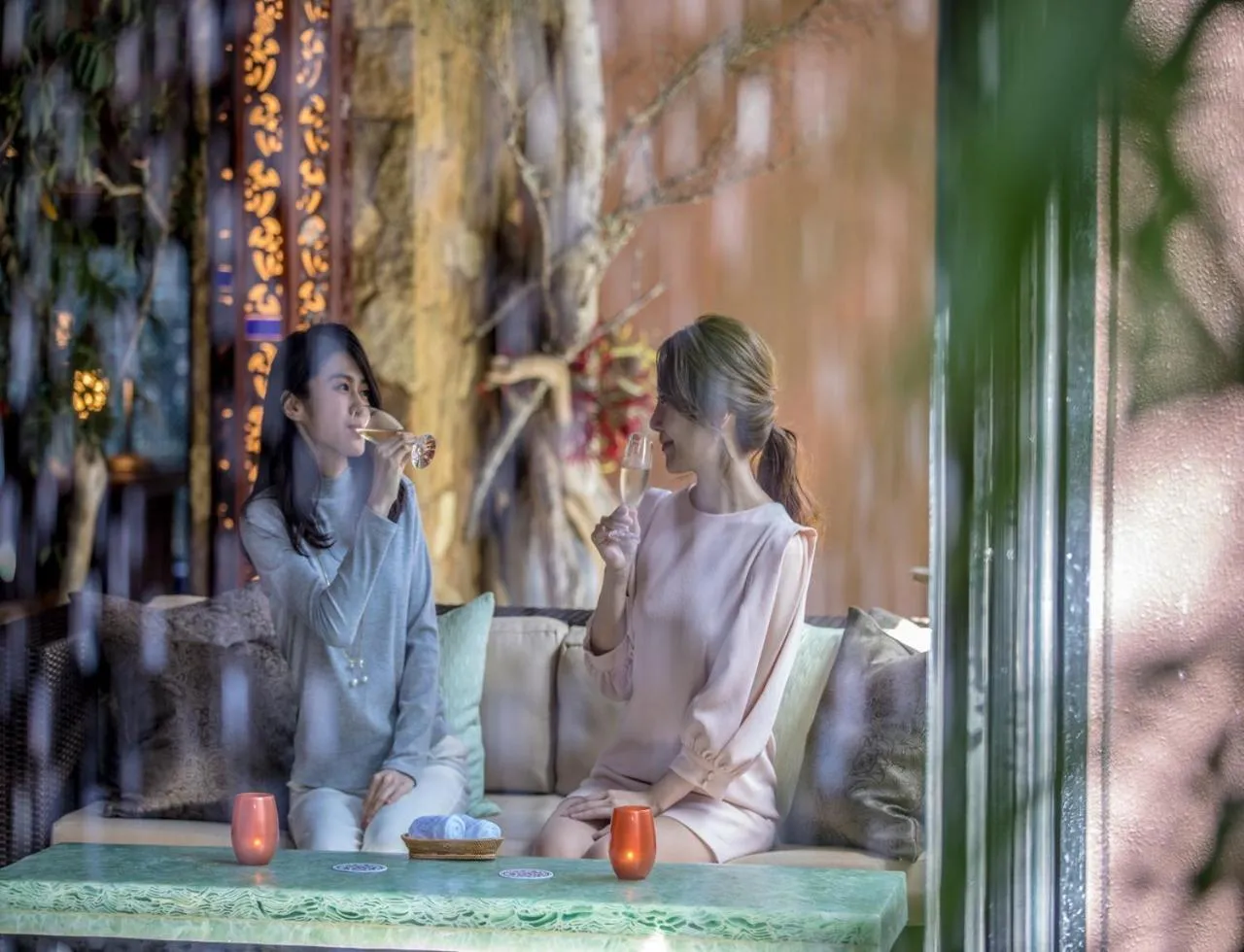 Communal lounge/ TV room in Balinese onsen ryokan Hakone Airu