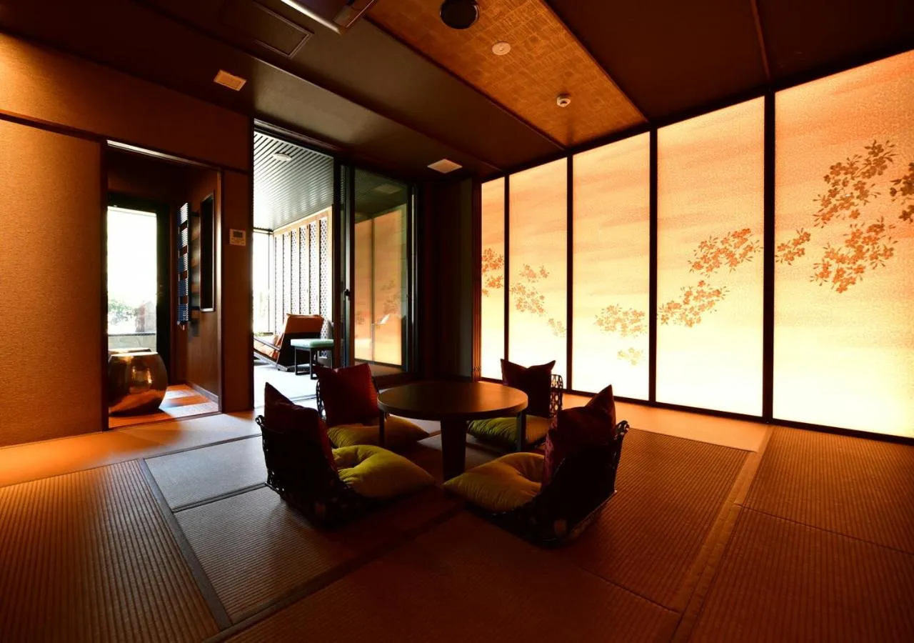 Photo of the whole room in Balinese onsen ryokan Hakone Airu