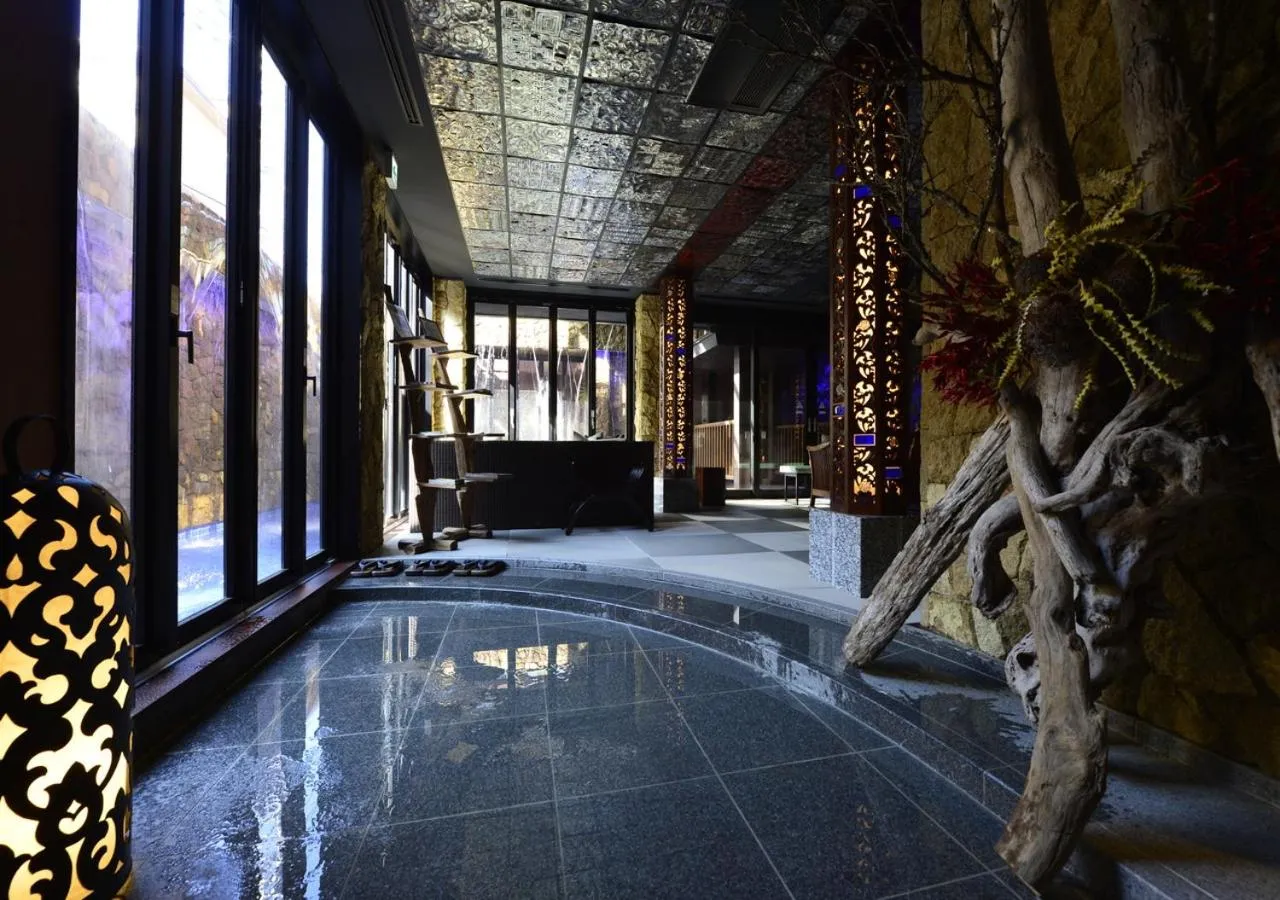Facade/entrance in Balinese onsen ryokan Hakone Airu