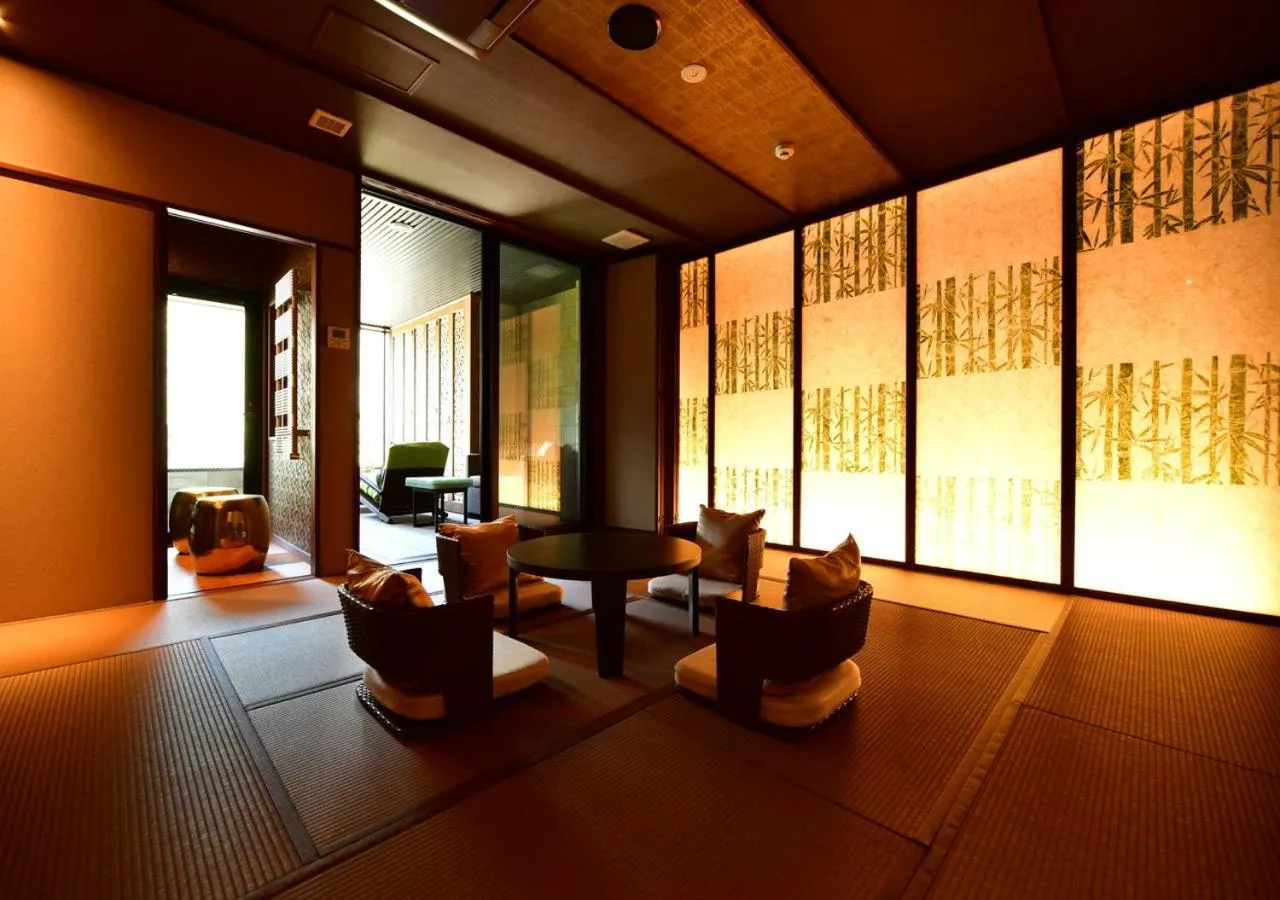 Photo of the whole room in Balinese onsen ryokan Hakone Airu