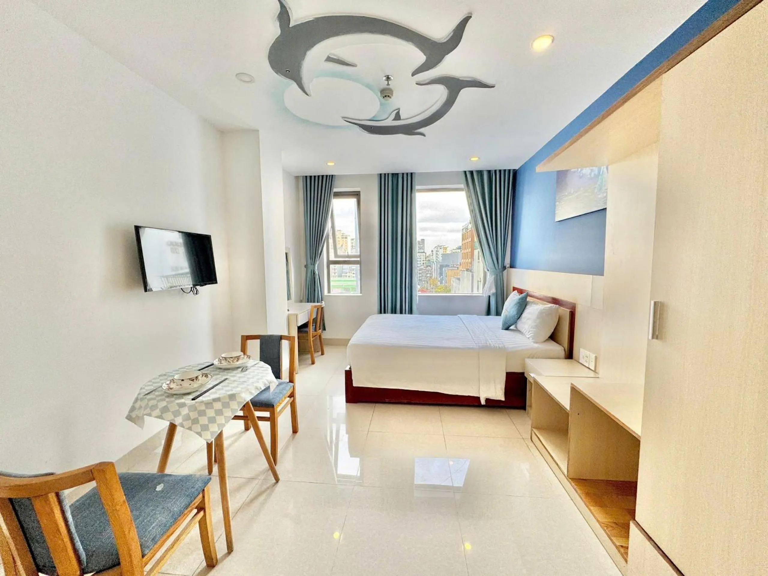 Bedroom, Bed in Maxhome Luxury Hotel