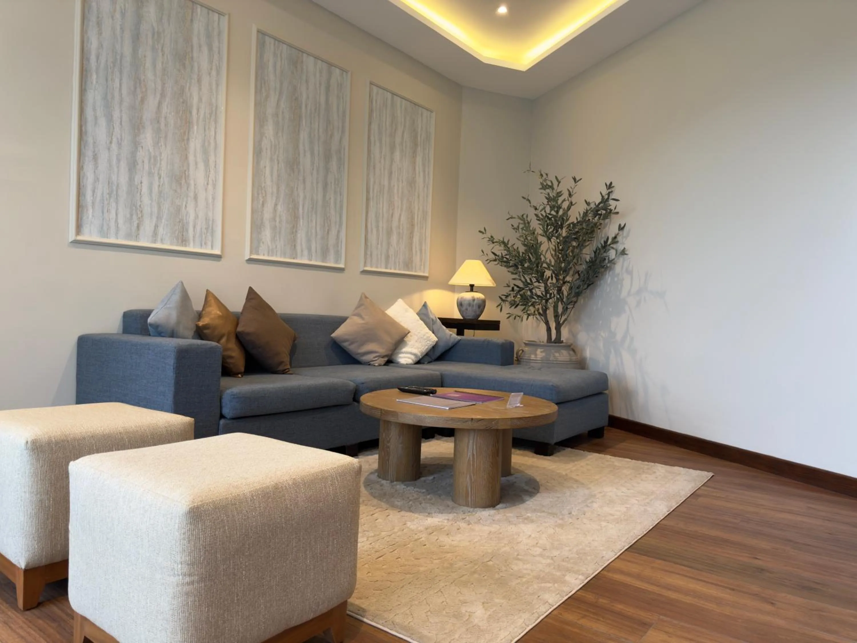 Living room in Skyloft Kandy by Aaradhya