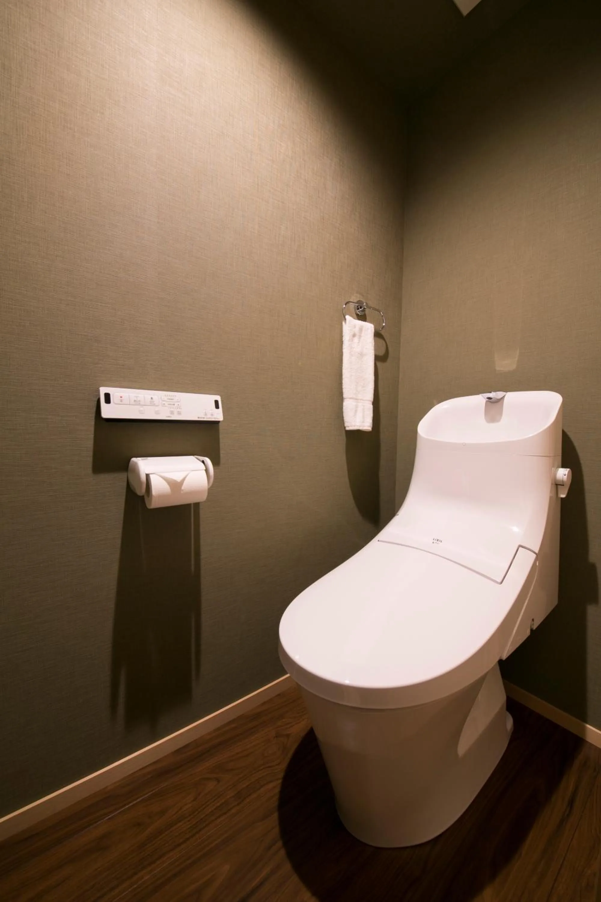 Toilet in 京一軒町家 さと居 香雪 SATOI KOSETSU Shichijo-Mibu