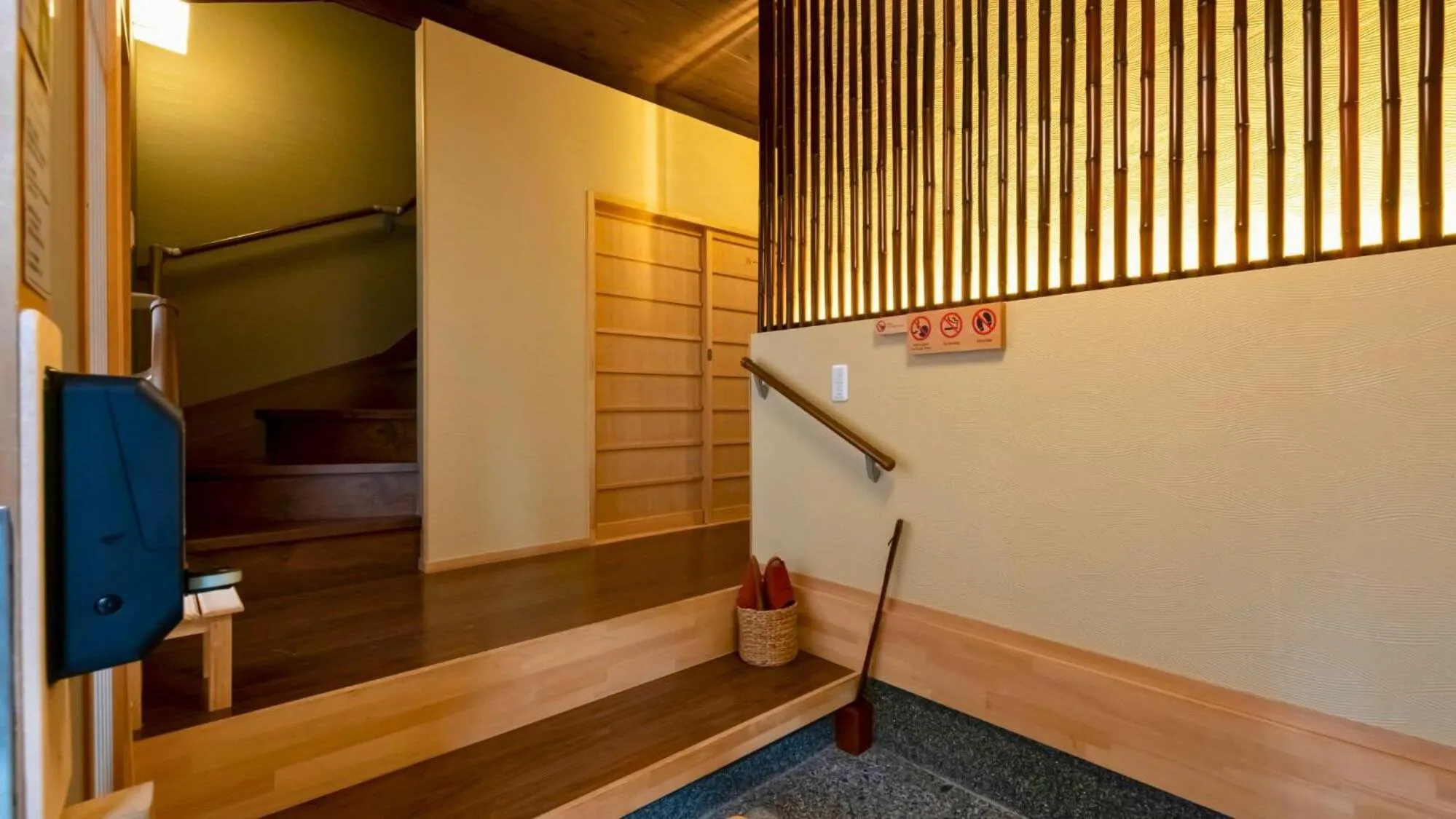 Facade/entrance in 京一軒町家 さと居 香雪 SATOI KOSETSU Shichijo-Mibu