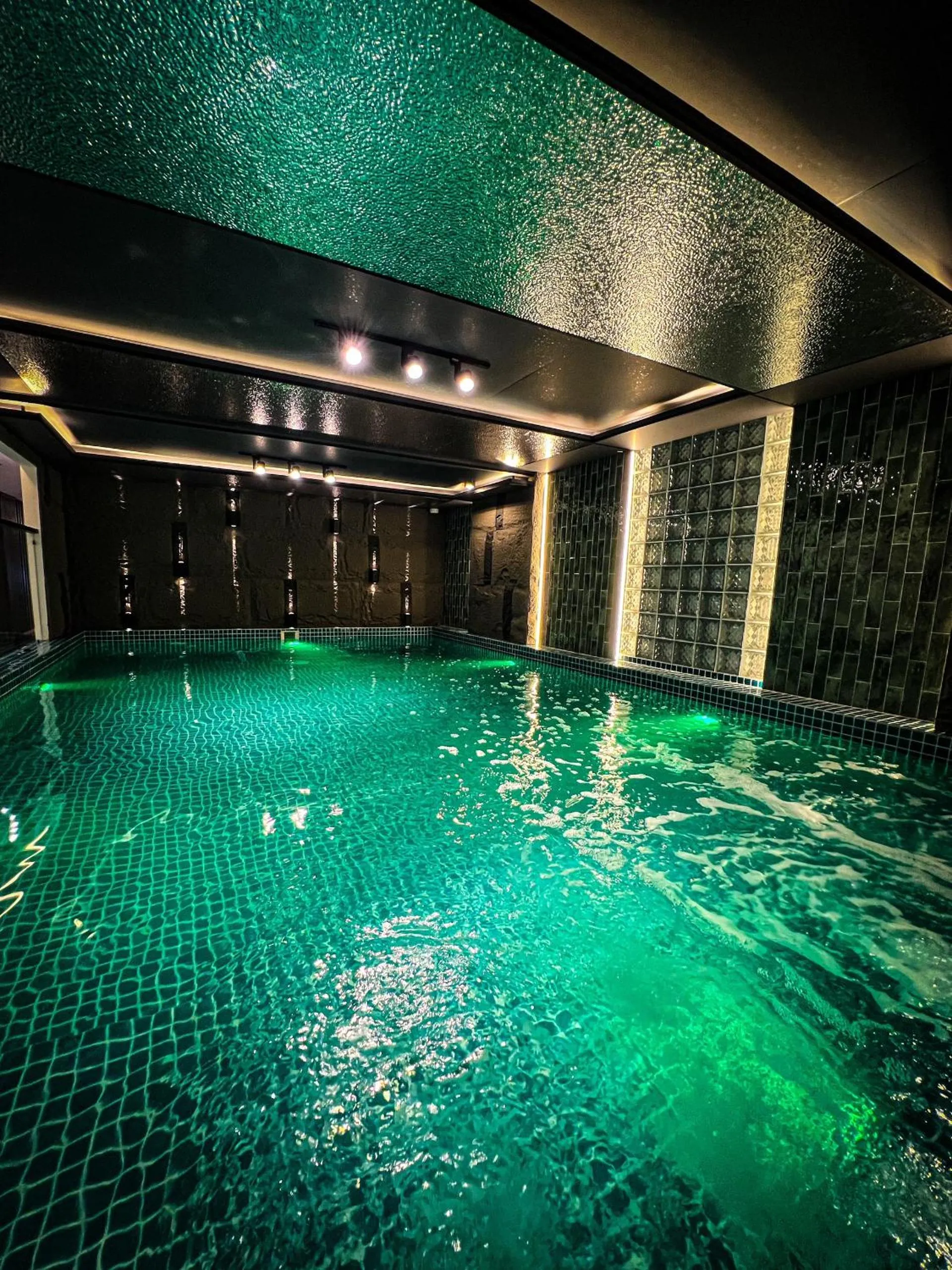 Swimming Pool in Hai Long Hotel