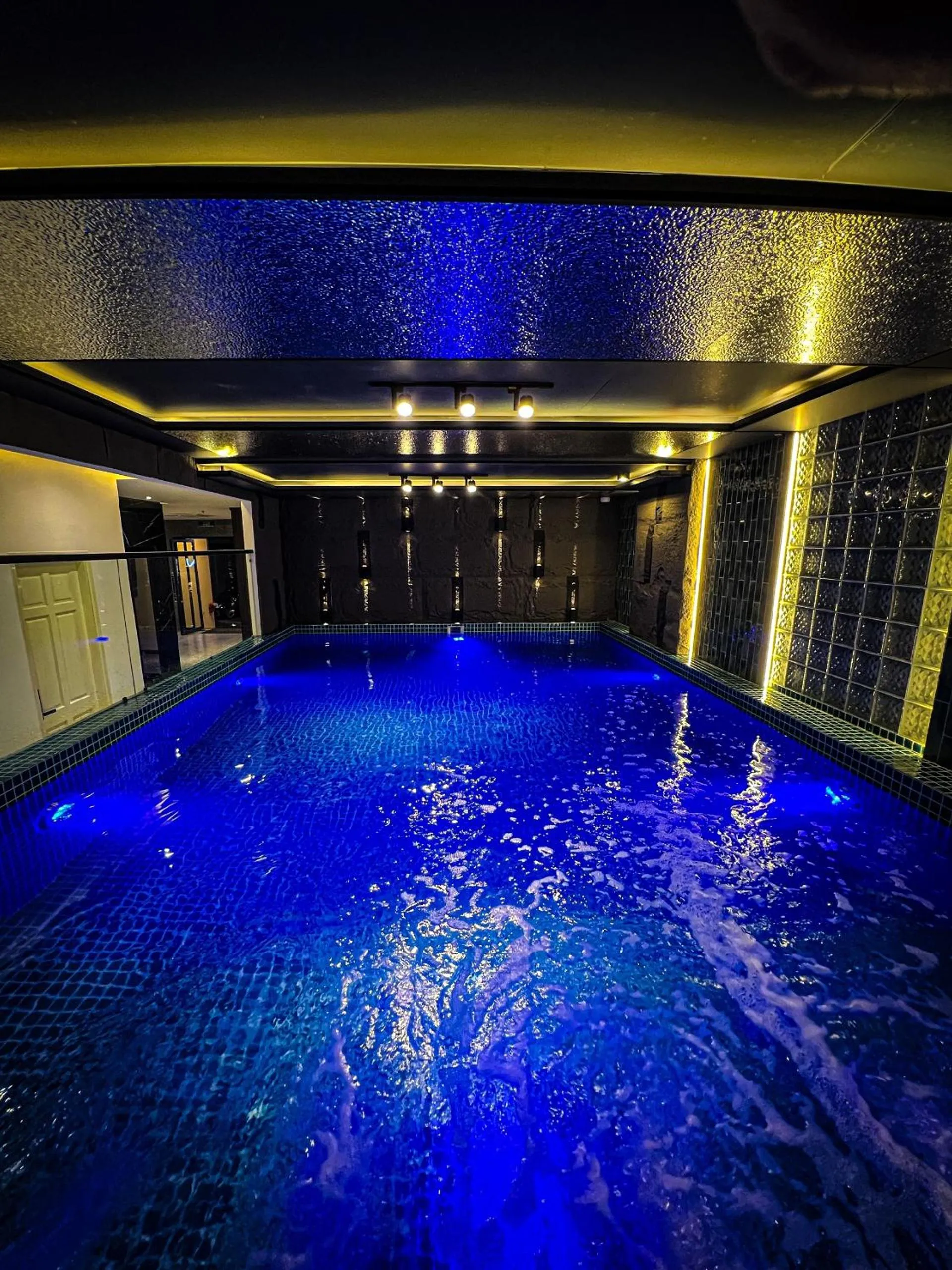 Swimming Pool in Hai Long Hotel