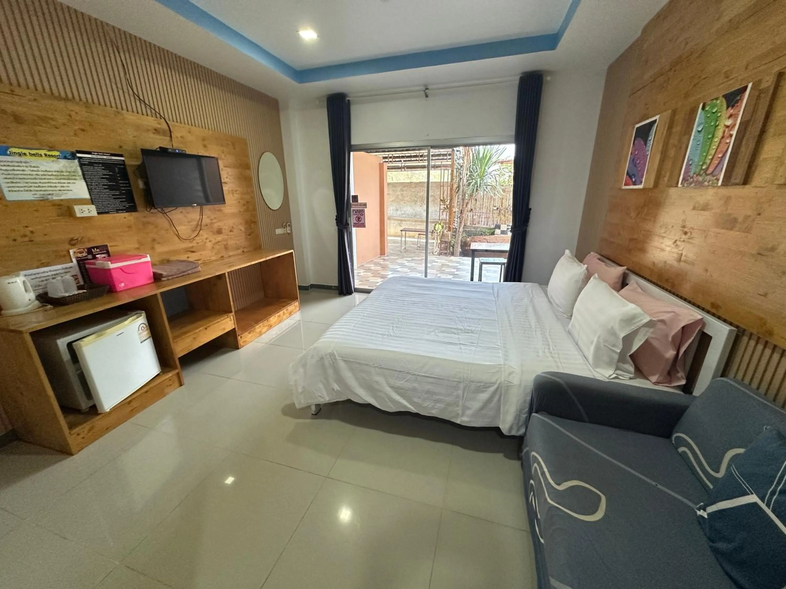 Bedroom, Bed in Jingle Bells Resort