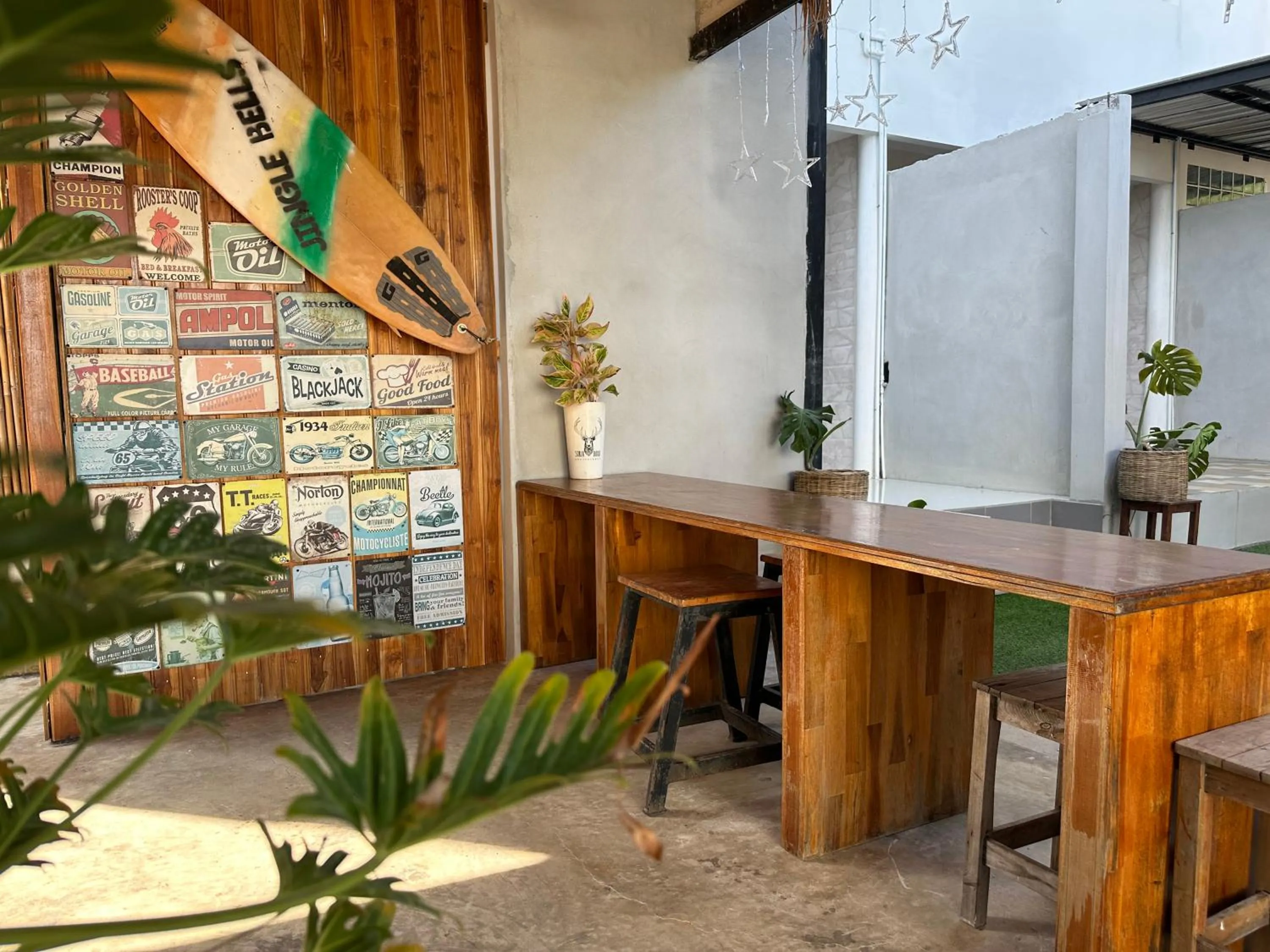 Seating area in Jingle Bells Resort