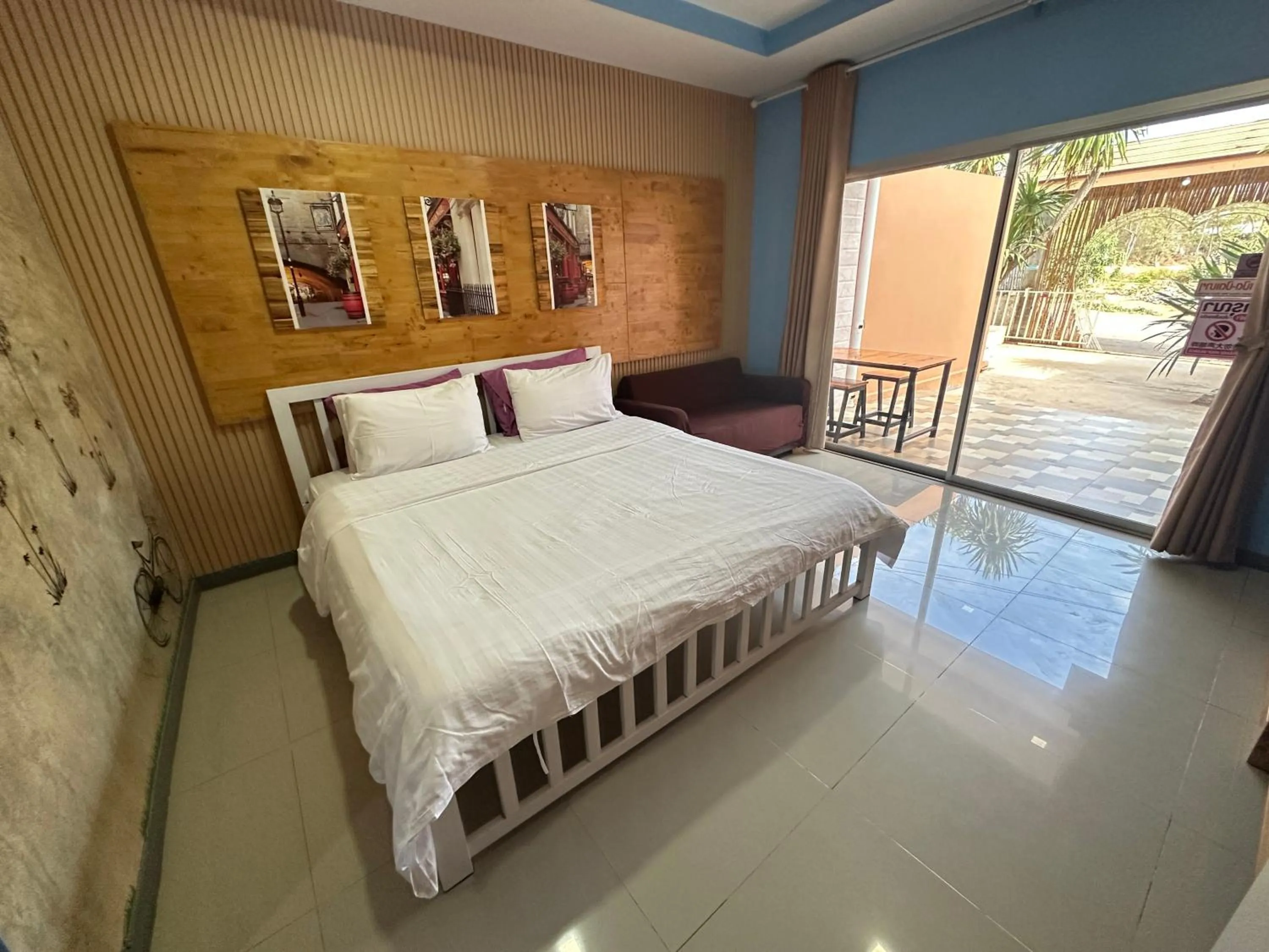 Bedroom, Bed in Jingle Bells Resort