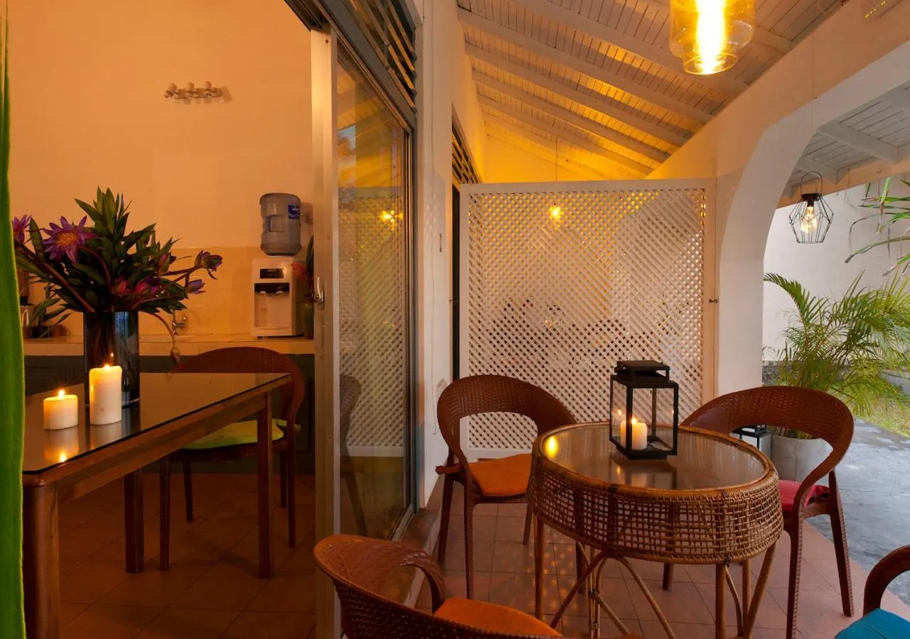 Coffee/tea facilities in Isle of Thalpe