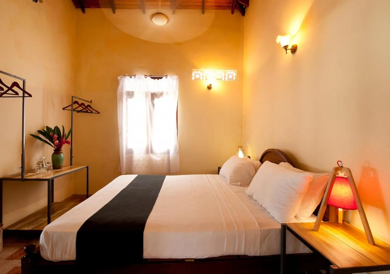 Bed in Isle of Thalpe