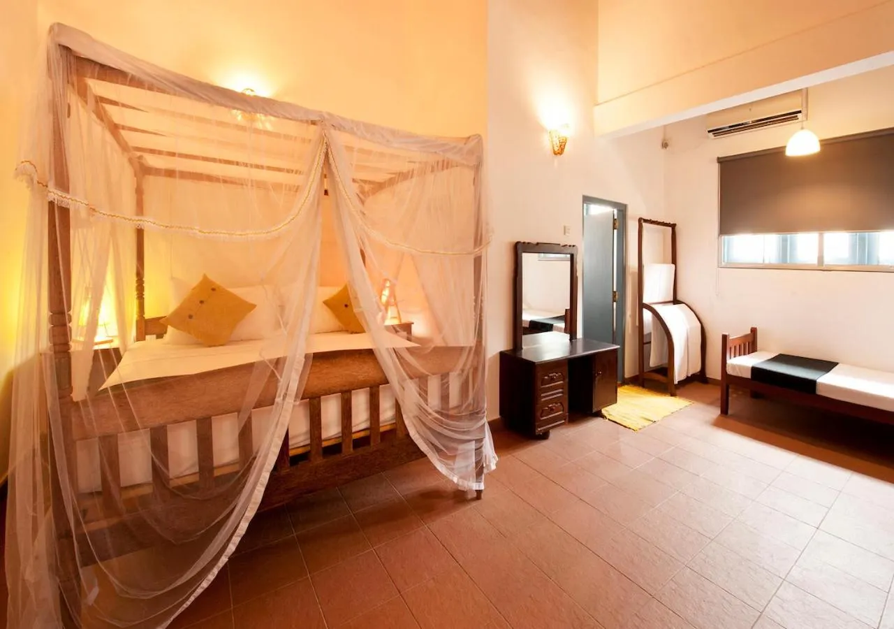 Bed in Isle of Thalpe