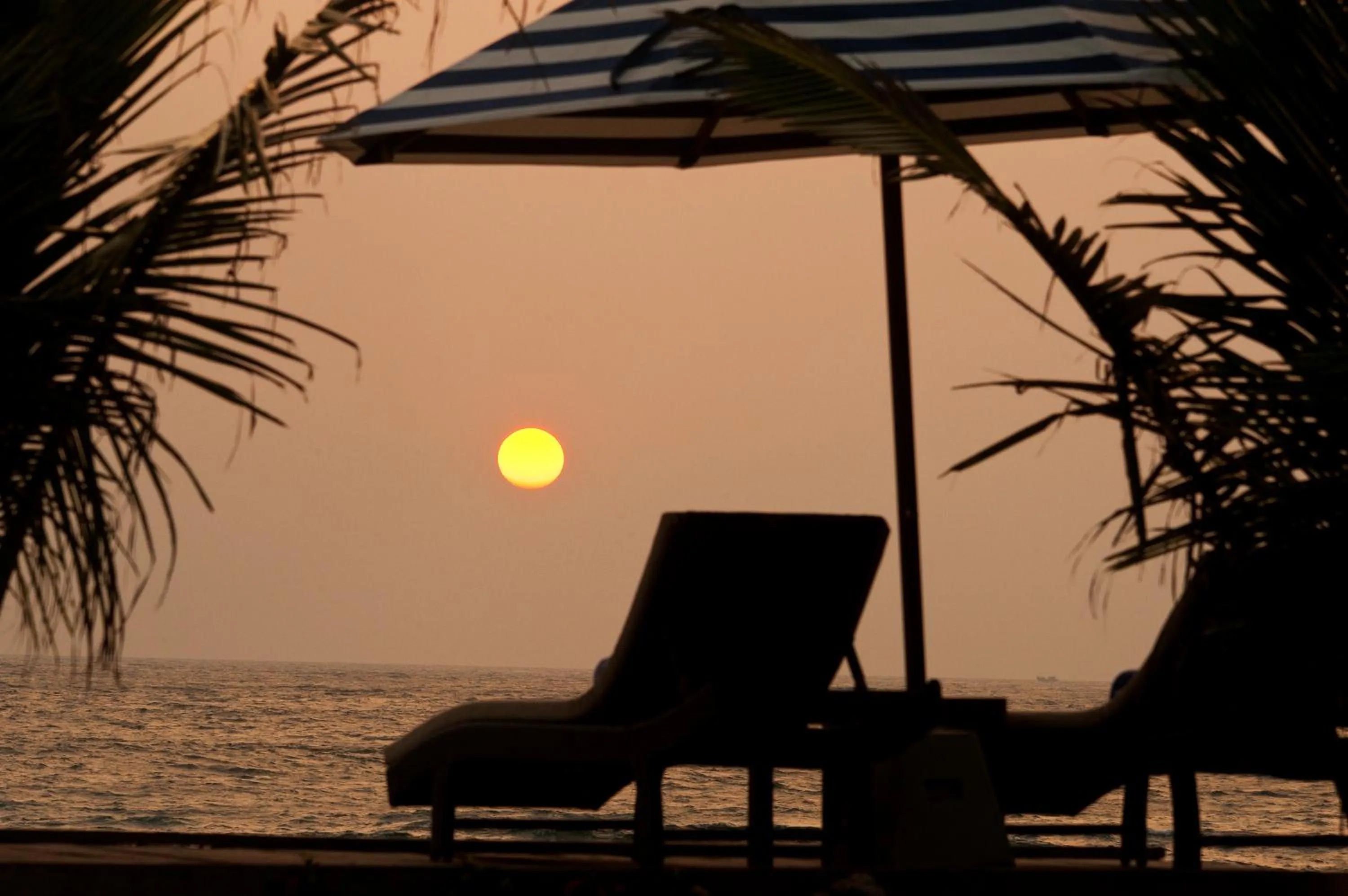 Sunset in Isle of Thalpe