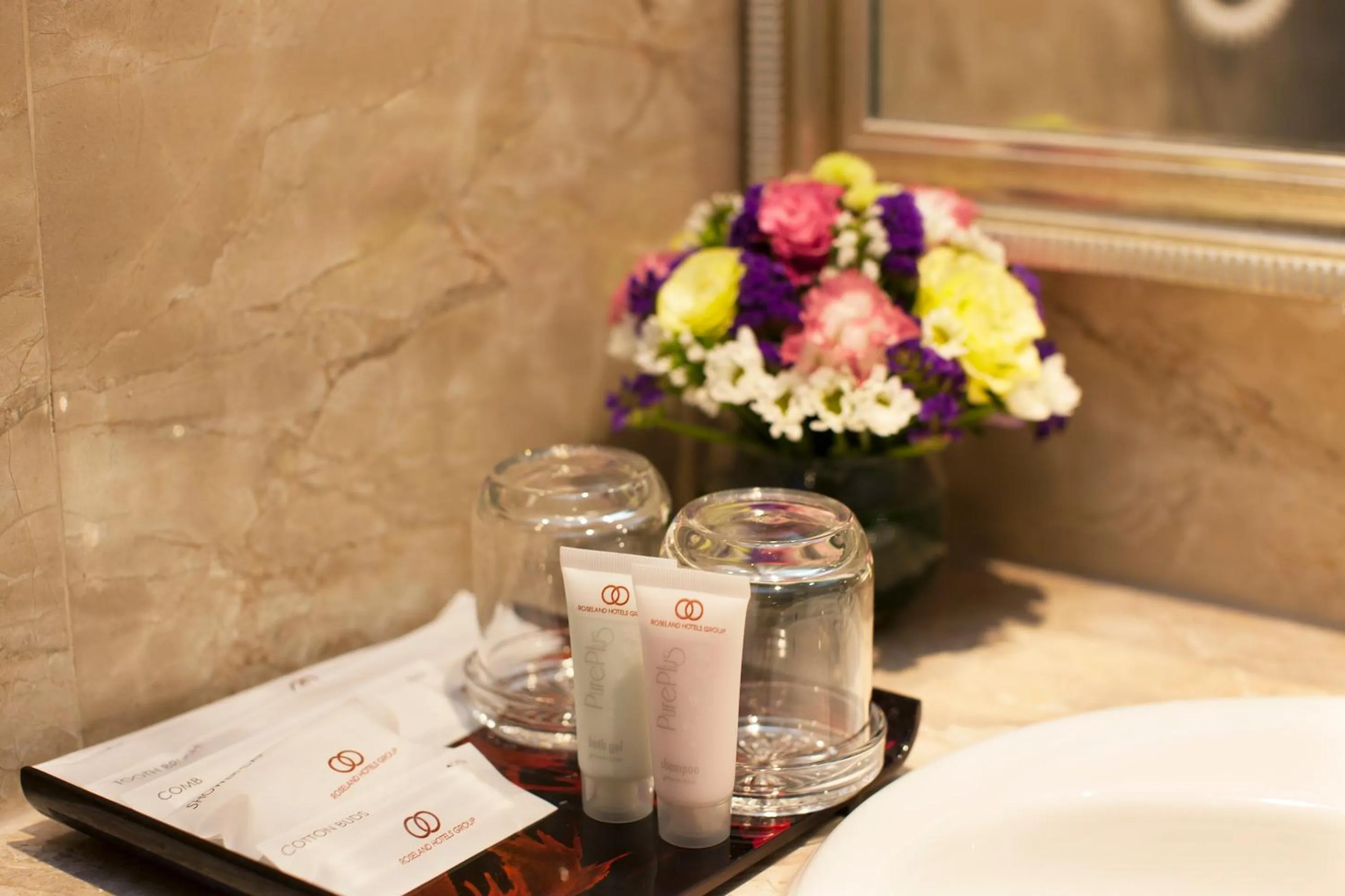 Bathroom in Roseland Centa Hotel & Spa