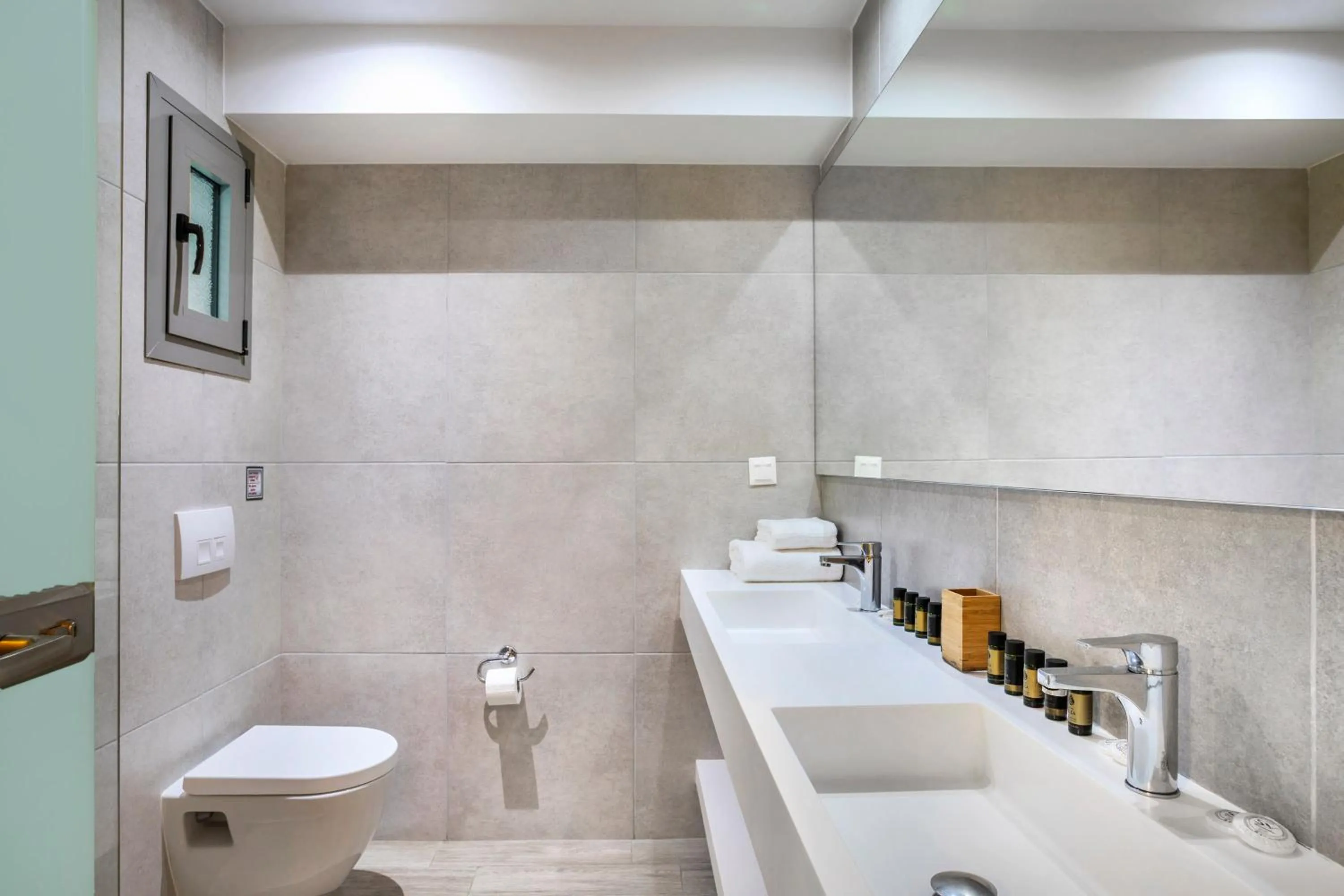 Toilet in Hotel Vozina