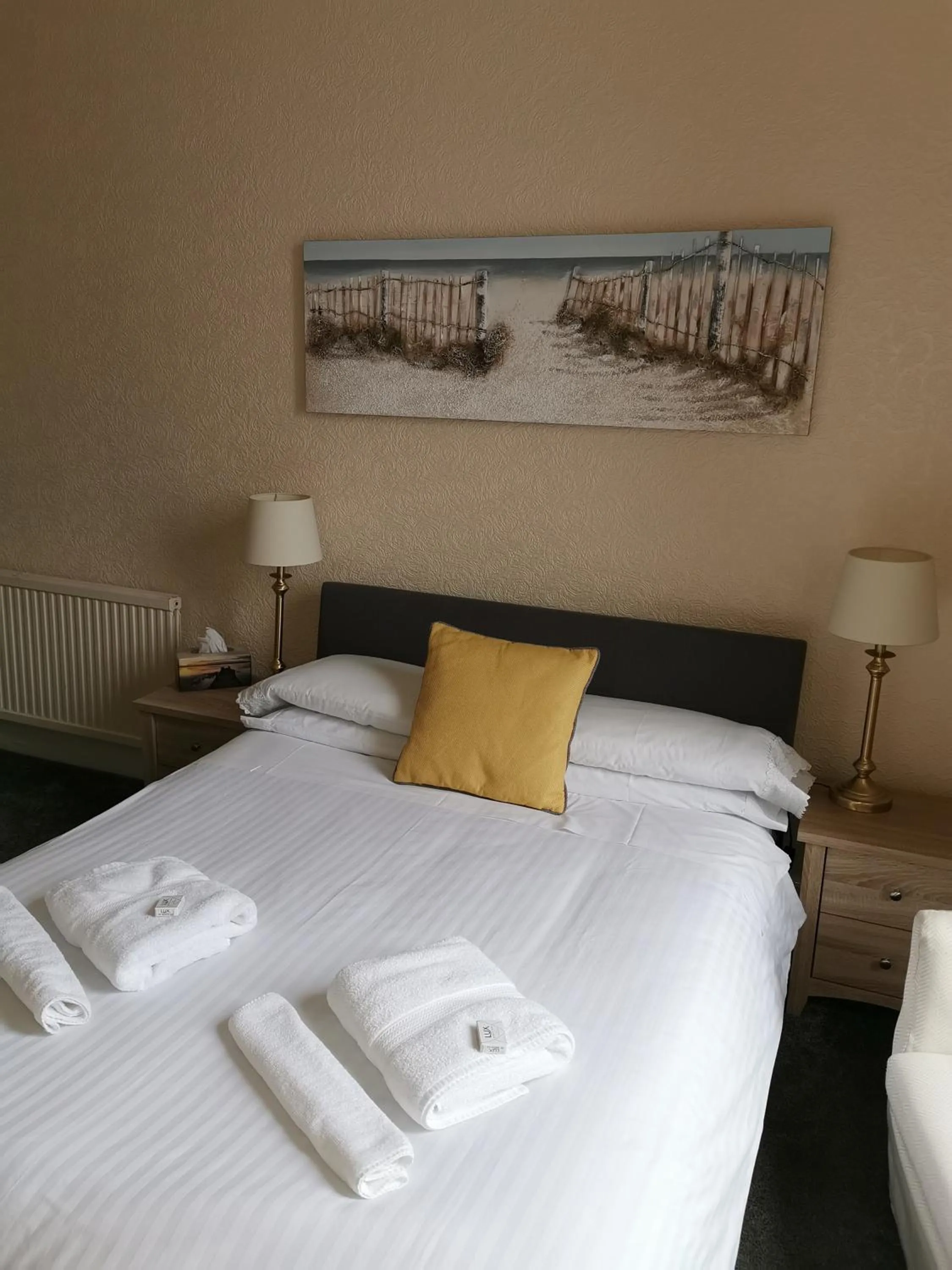 Garden view, Bed in Brig O'Doon Guest House