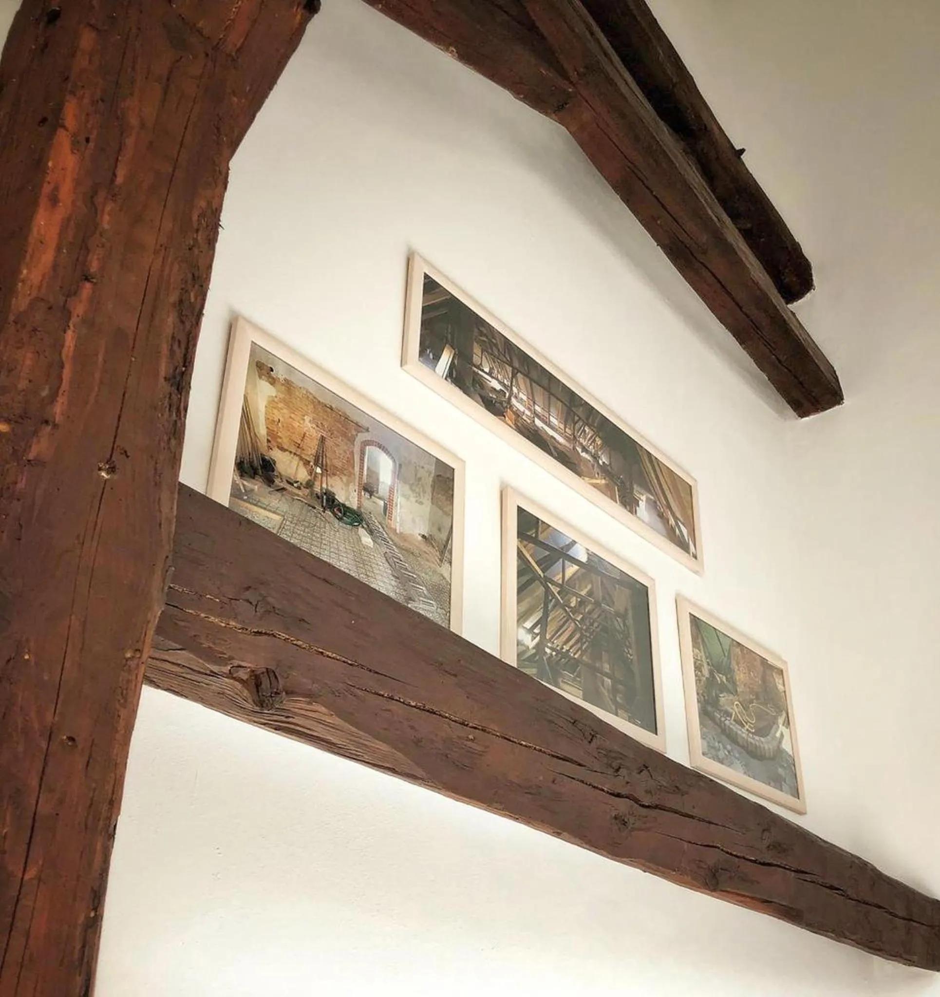 Photo of the whole room in Kap Café