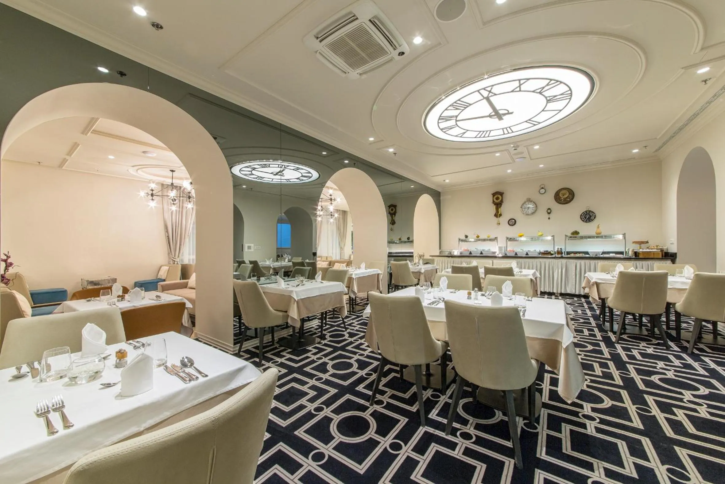 Breakfast in Grand Hotel Slavia - Adults only