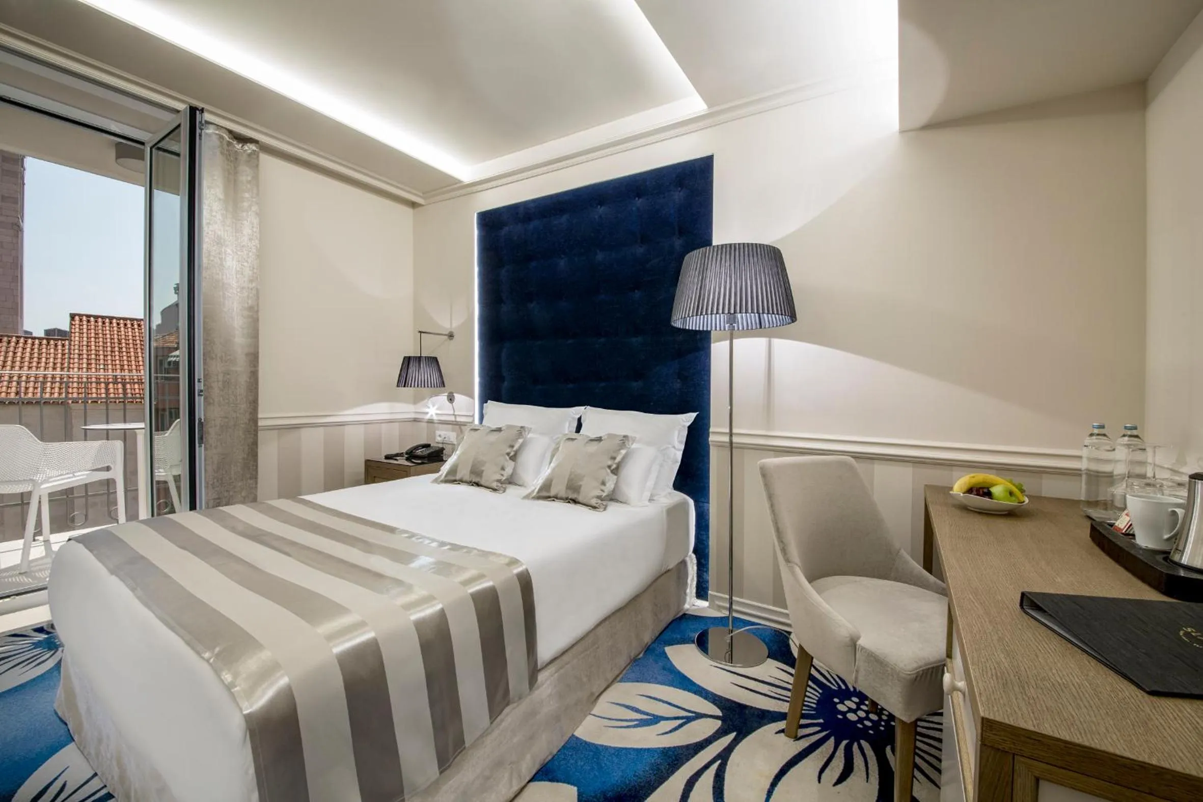 Bed in Grand Hotel Slavia - Adults only