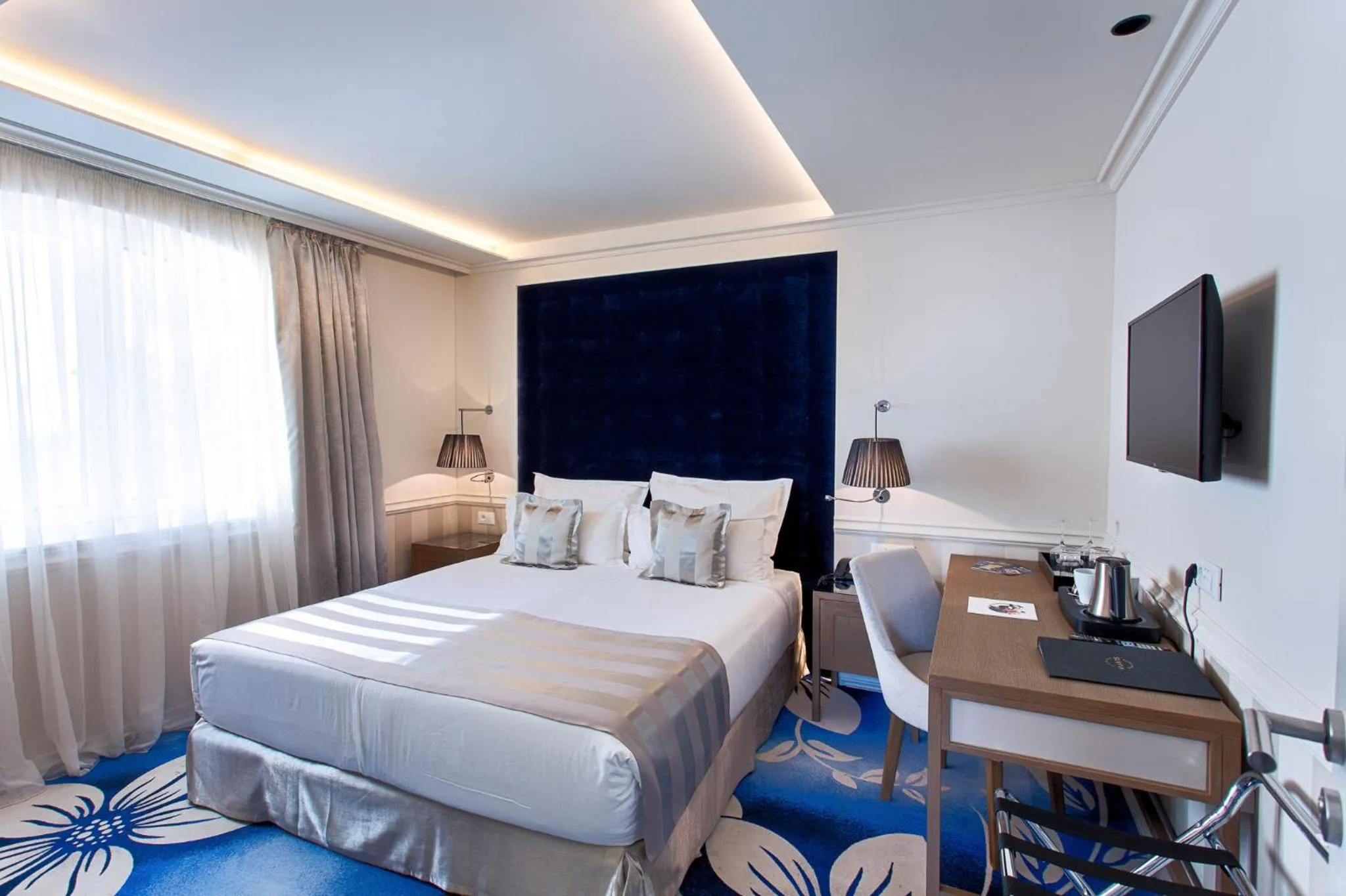 Bed in Grand Hotel Slavia - Adults only