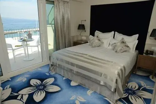 Deluxe Double Room with Balcony and Sea View in Grand Hotel Slavia Deluxe Double Room with Balcony and Sea View in Grand Hotel Slavia