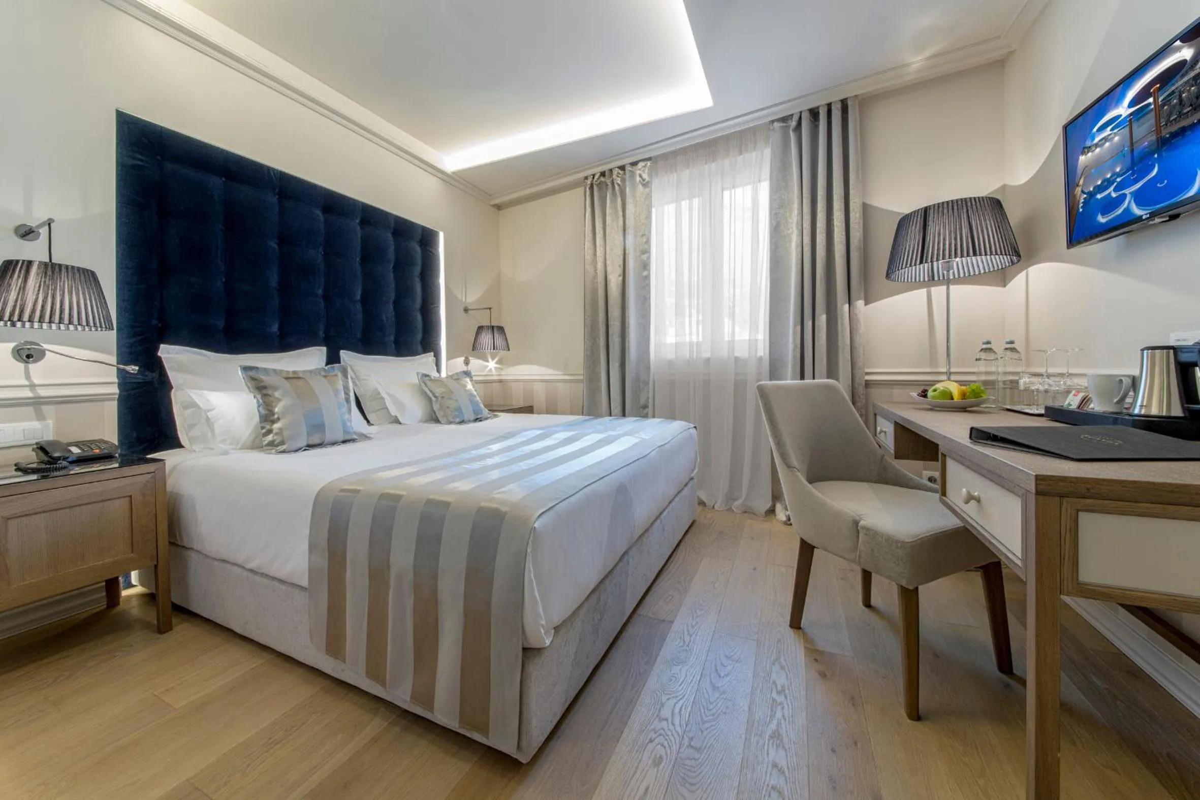 Bed in Grand Hotel Slavia - Adults only