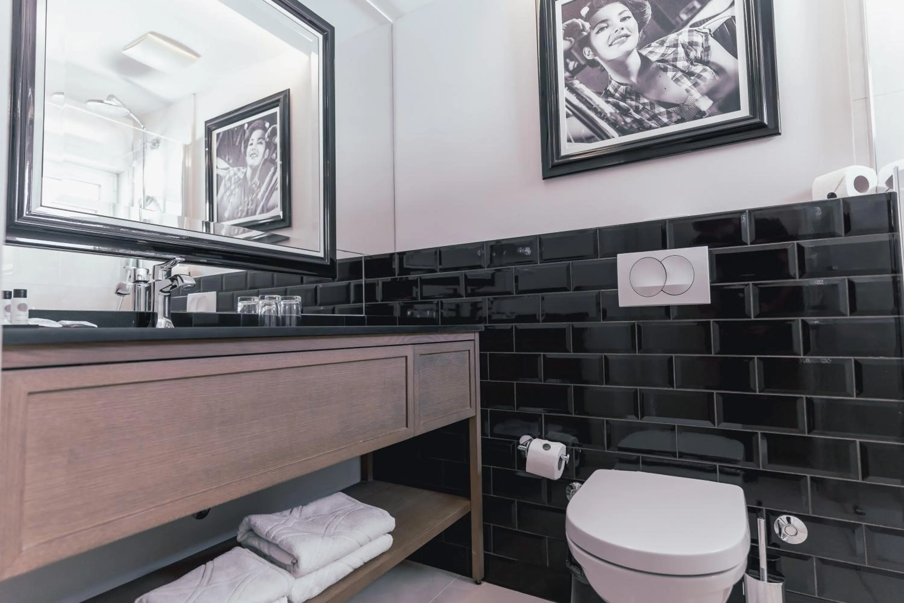 Toilet in Grand Hotel Slavia