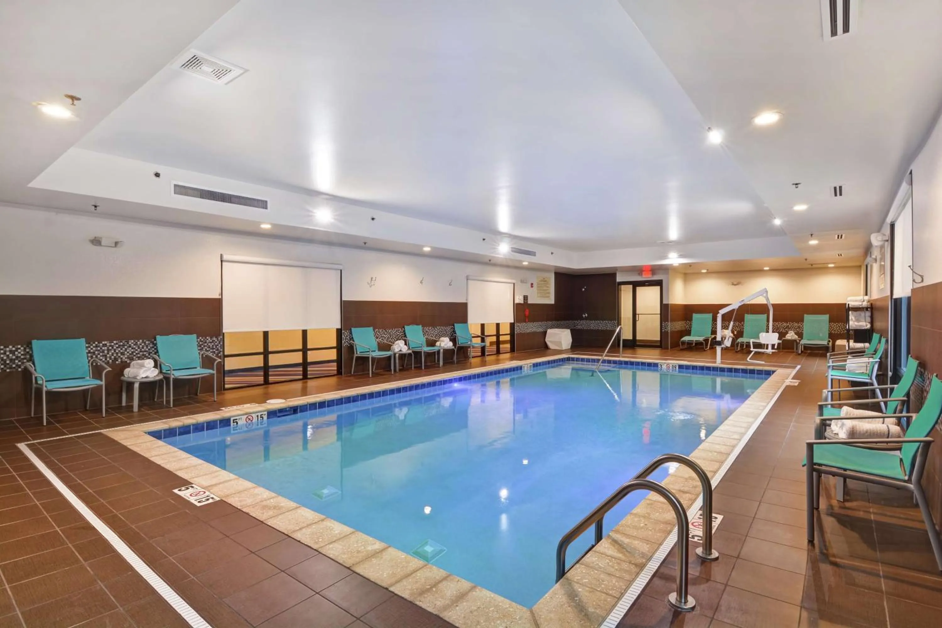 Pool view in Hampton Inn Suites Ashland, Ohio
