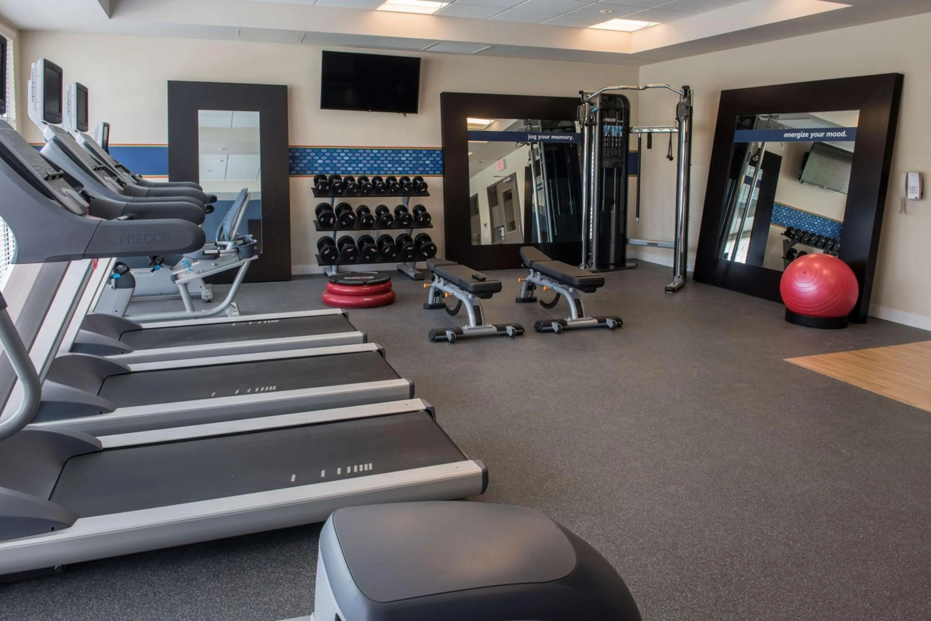 Fitness centre/facilities in Hampton Inn & Suites Seattle/Redmond Wa