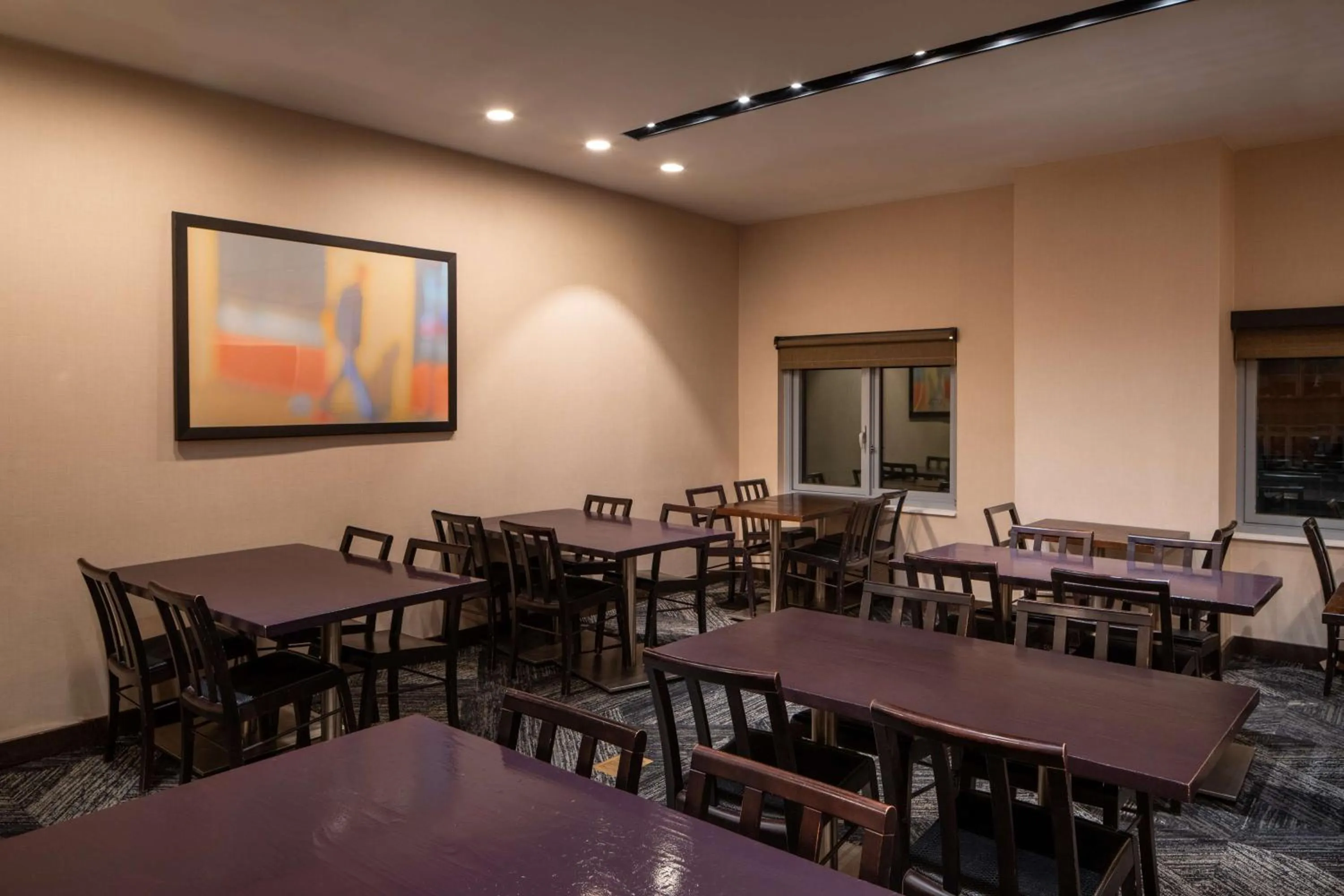 Restaurant/places to eat in Embassy Suites By Hilton New York Manhattan Times Square