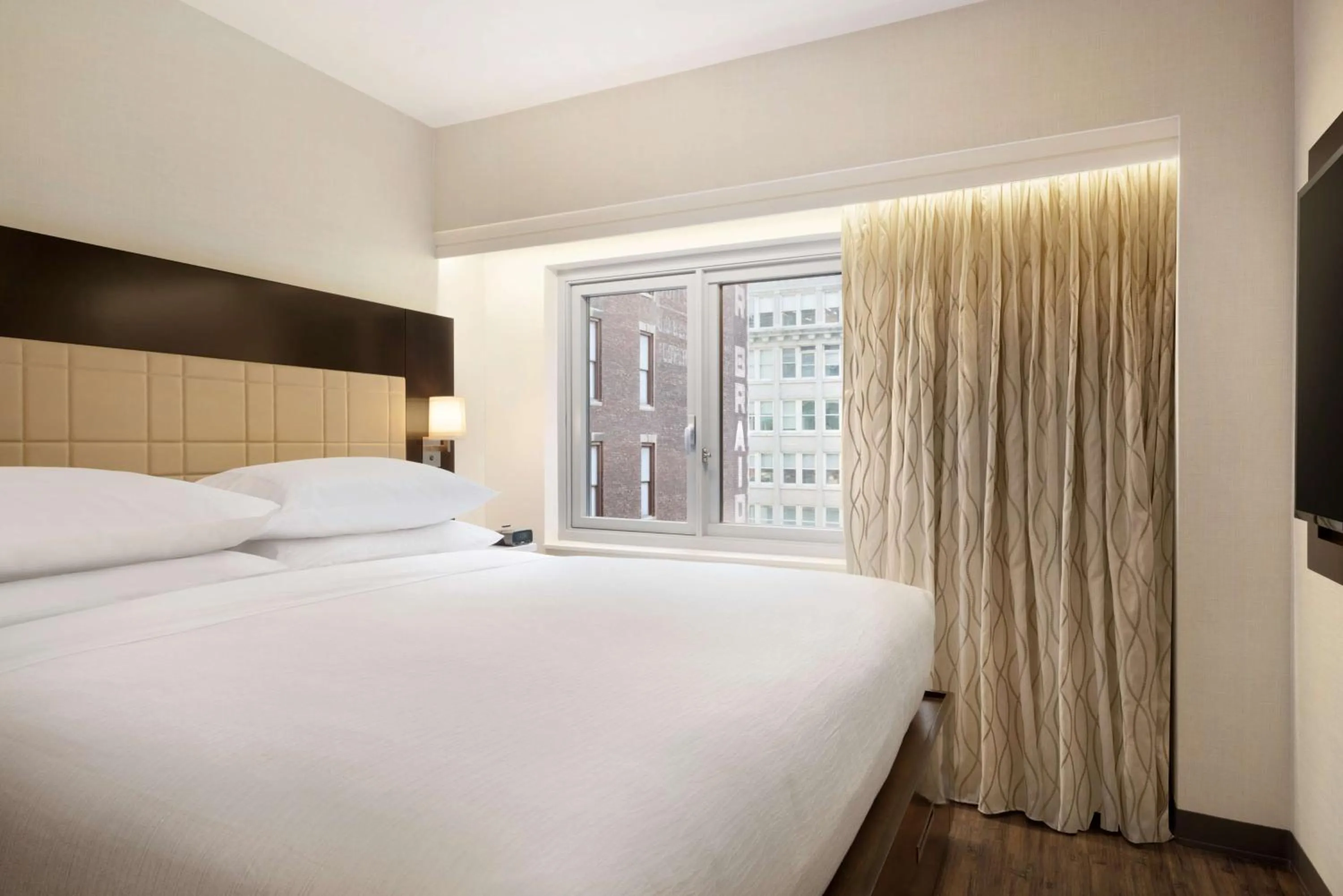 Bedroom, Bed in Embassy Suites By Hilton New York Manhattan Times Square