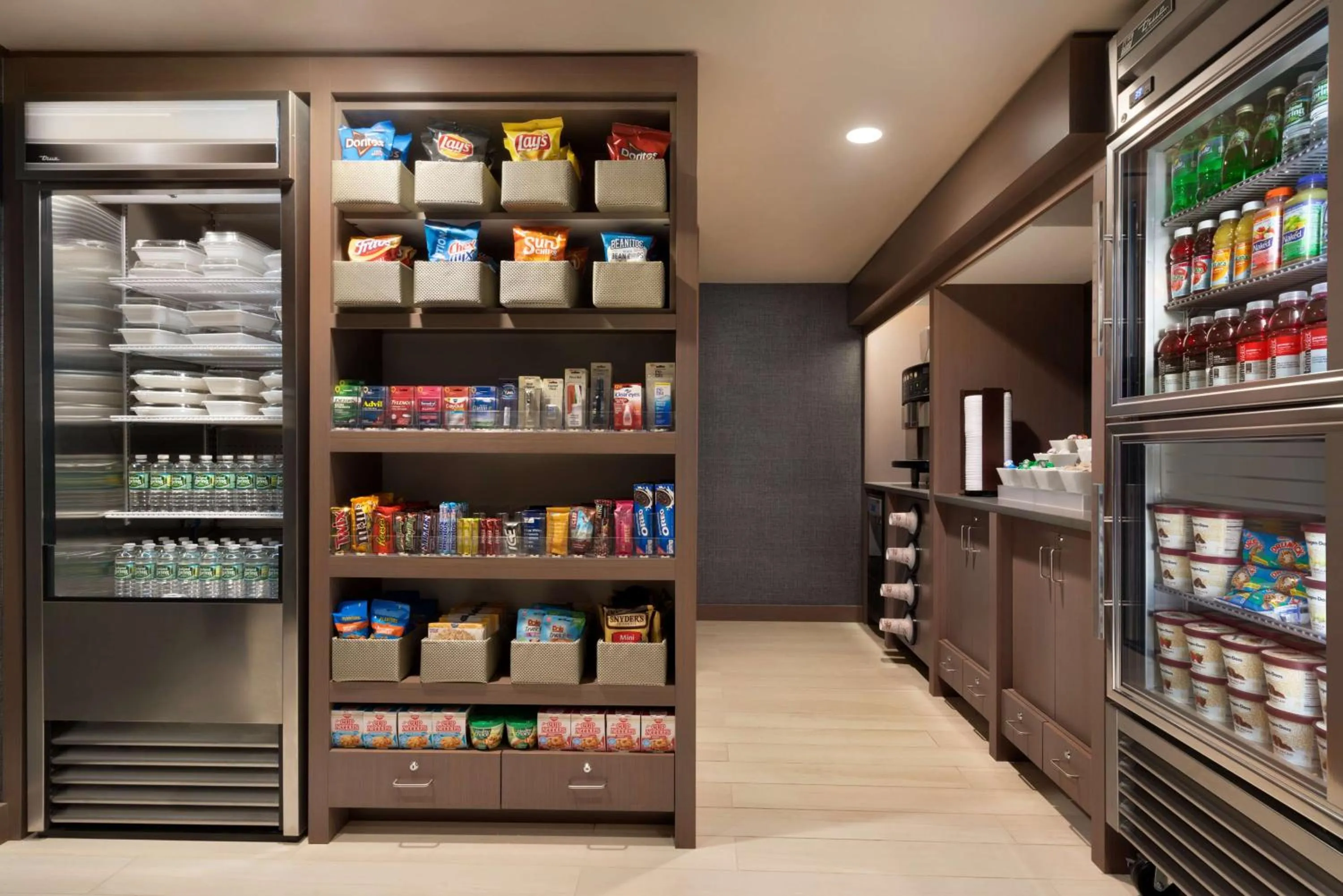 Restaurant/places to eat in Embassy Suites By Hilton New York Manhattan Times Square