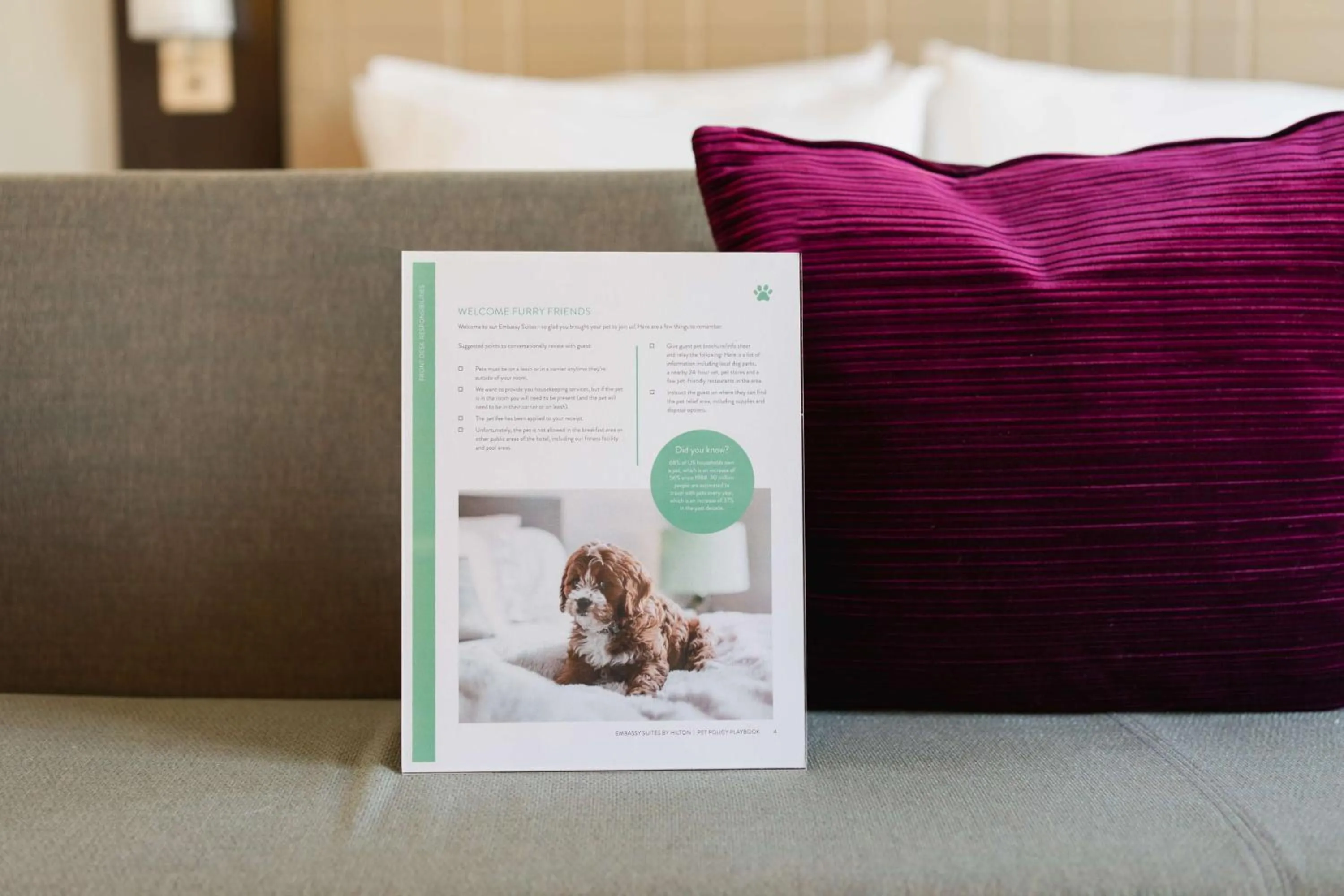 Property building, Bed in Embassy Suites By Hilton New York Manhattan Times Square