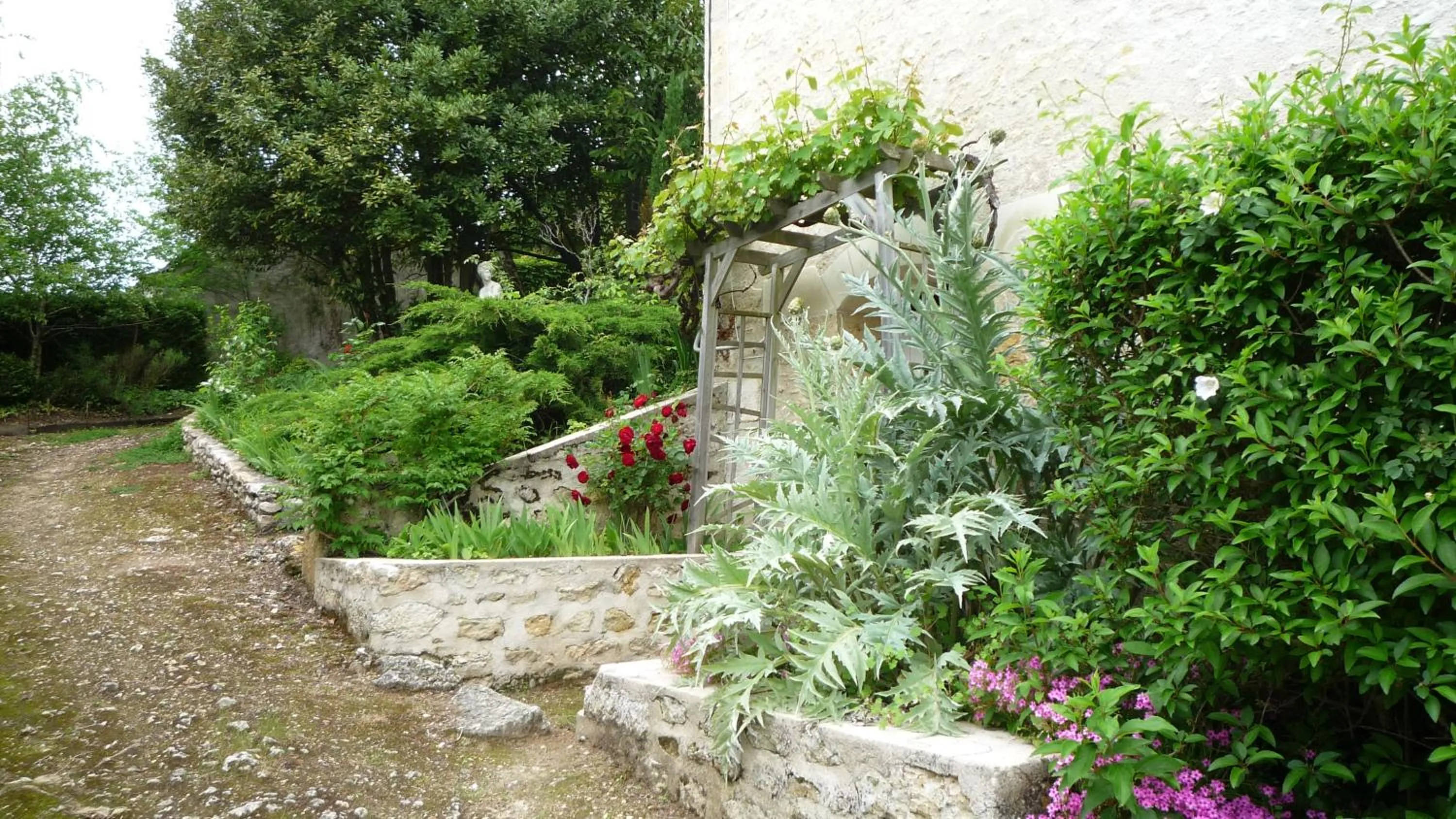 Facade/entrance in Songbird Sanctuary