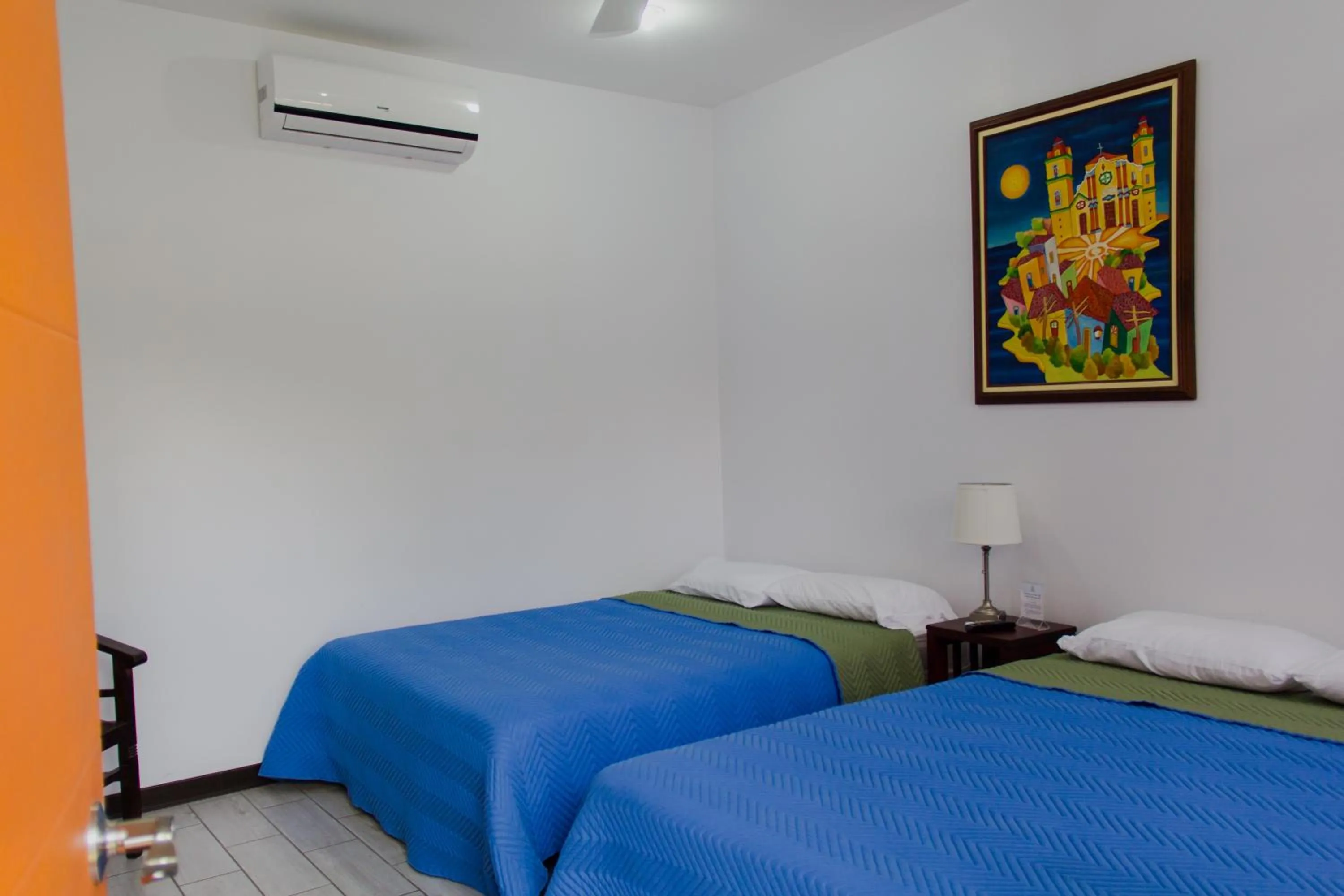 Photo of the whole room, Bed in Terida Airport B&B