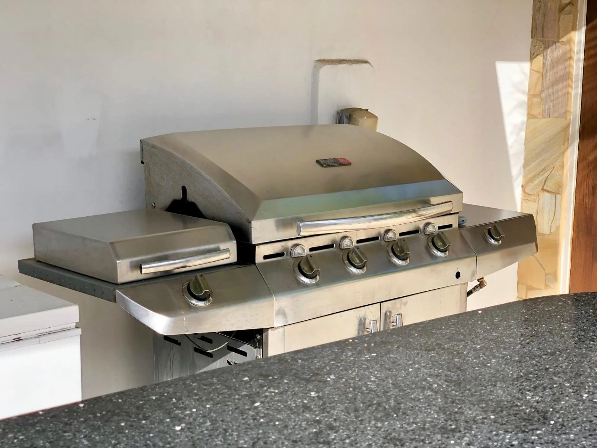 BBQ facilities in Genesis Apartments