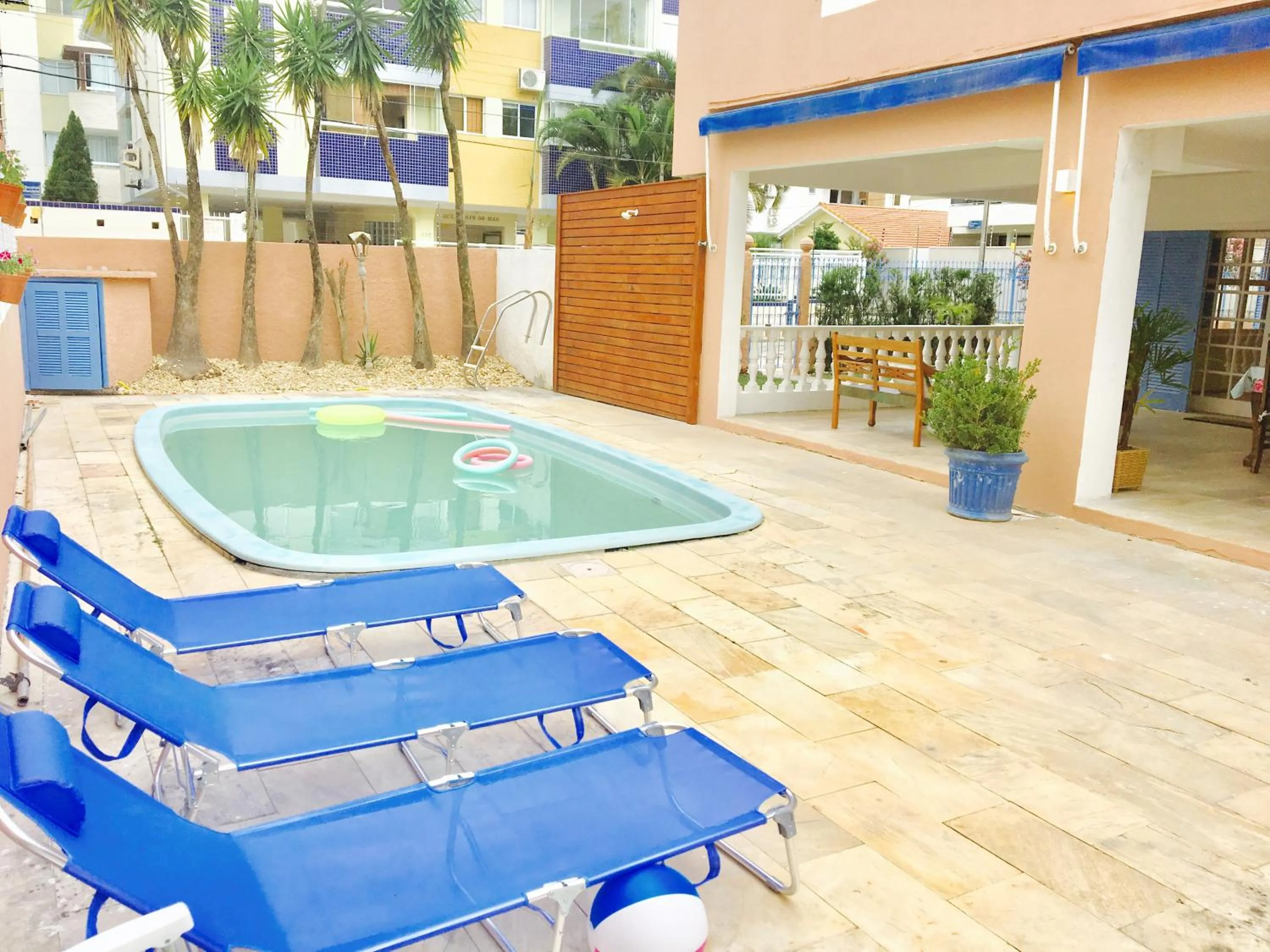 Swimming pool in Hospedaria Conceitual