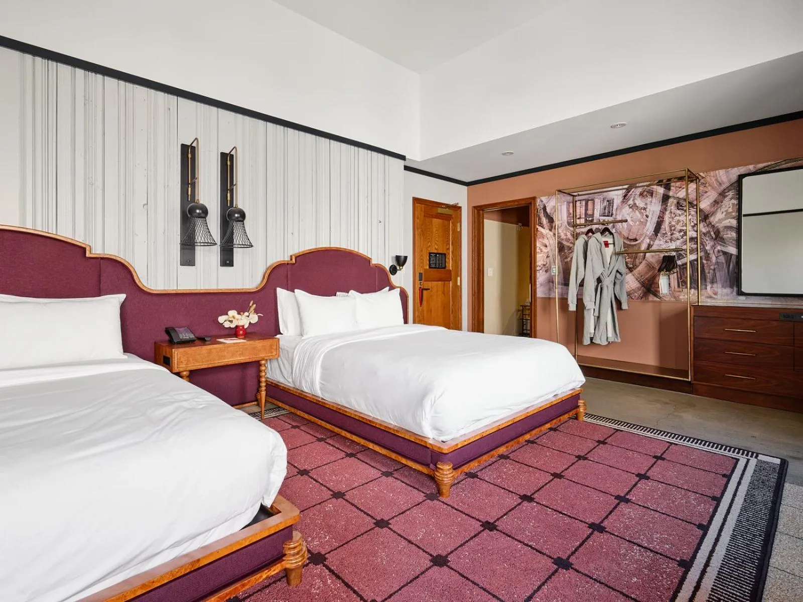 Bed in Detroit Foundation Hotel