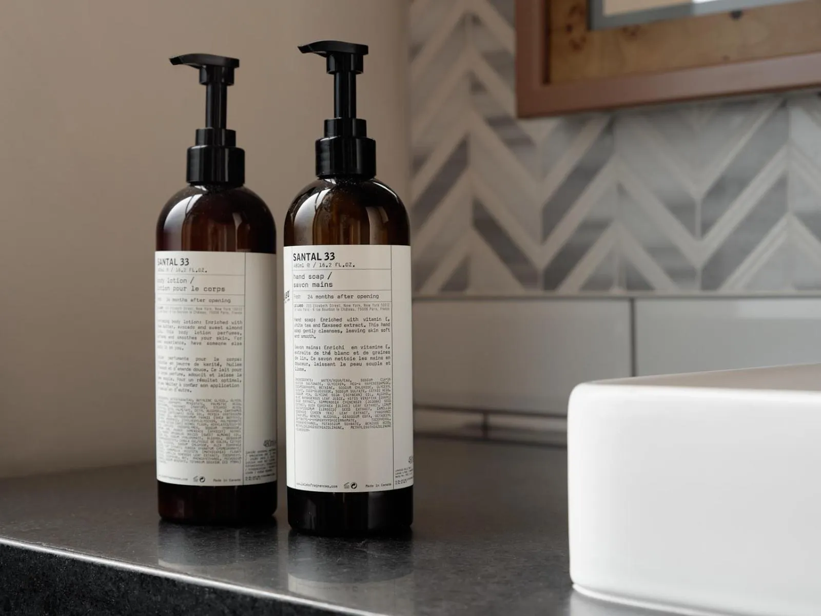 Bathroom in Detroit Foundation Hotel