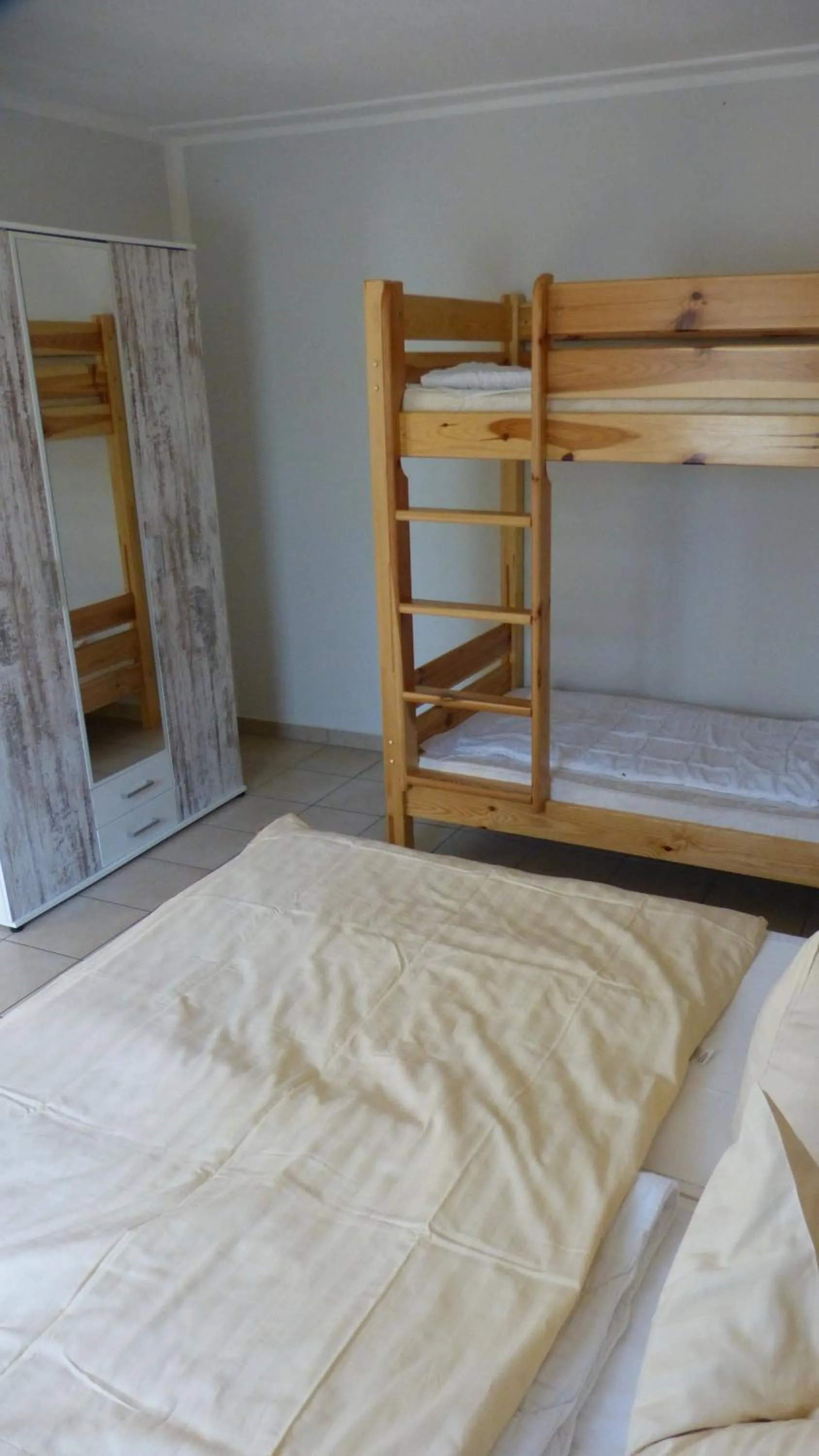 Bedroom, Bed in Bernstein Appartements