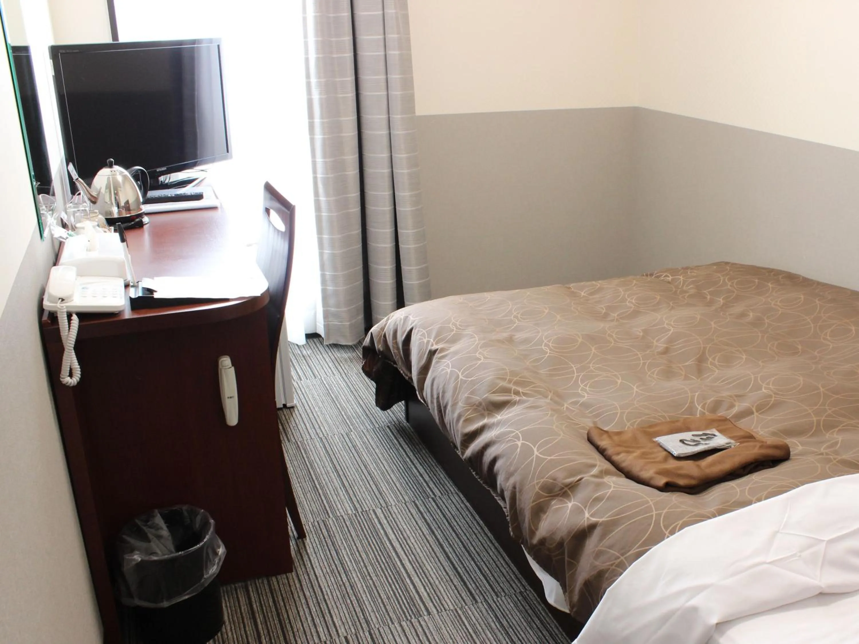 Decorative detail, Bed in Natural SPA, Kanazawa Hotel Yumenoyu