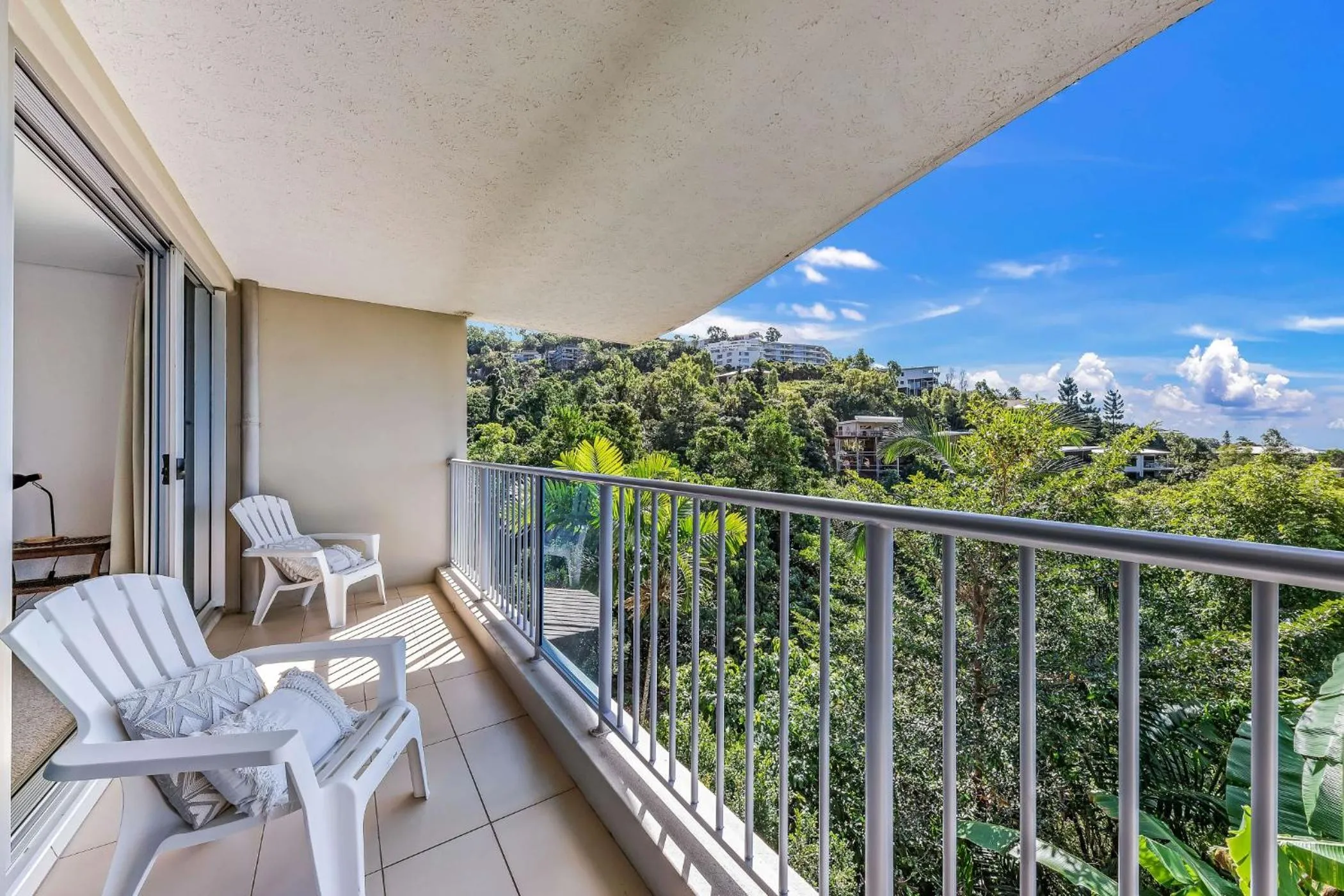 Day in Azure Sea Whitsunday Resort