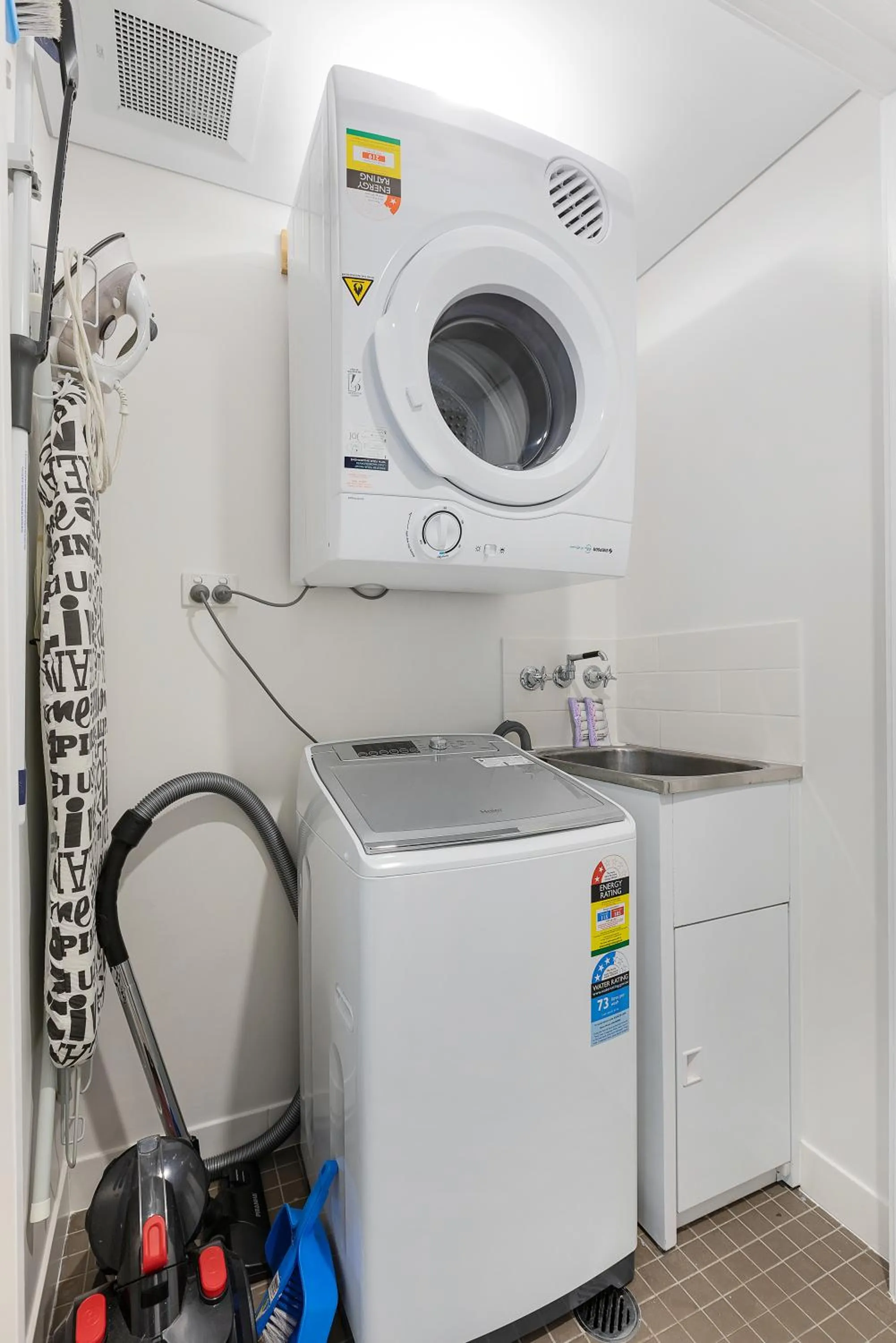 Living room in Azure Sea Whitsunday Resort