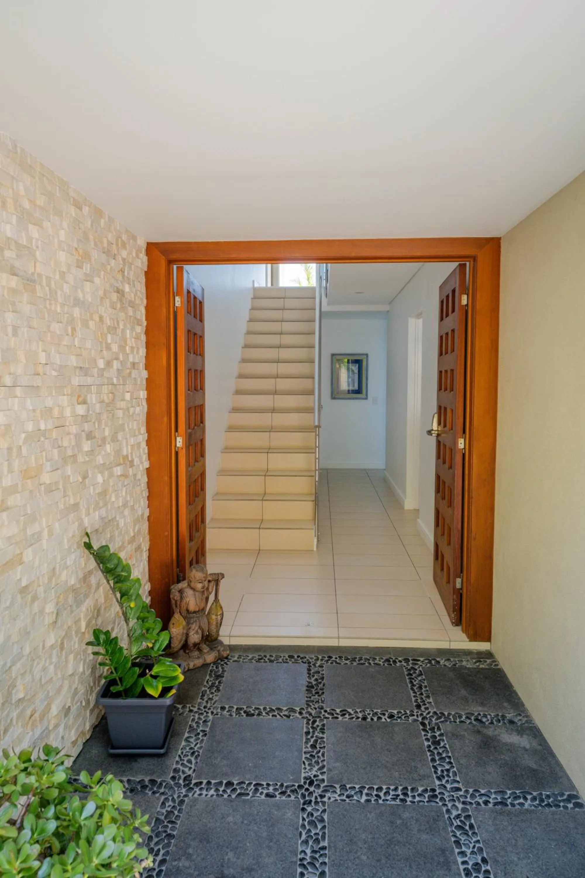 Facade/entrance in Azure Sea Whitsunday Resort