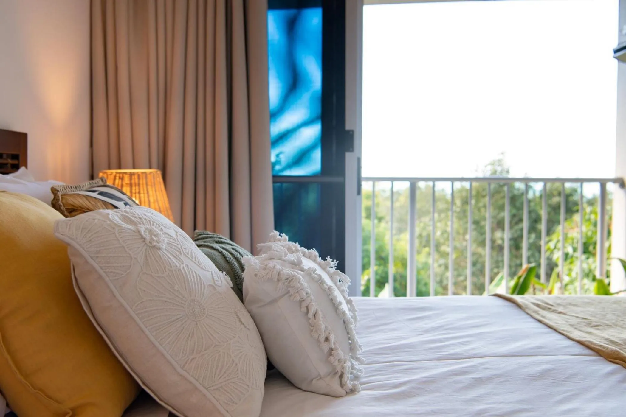 Bed in Azure Sea Whitsunday Resort