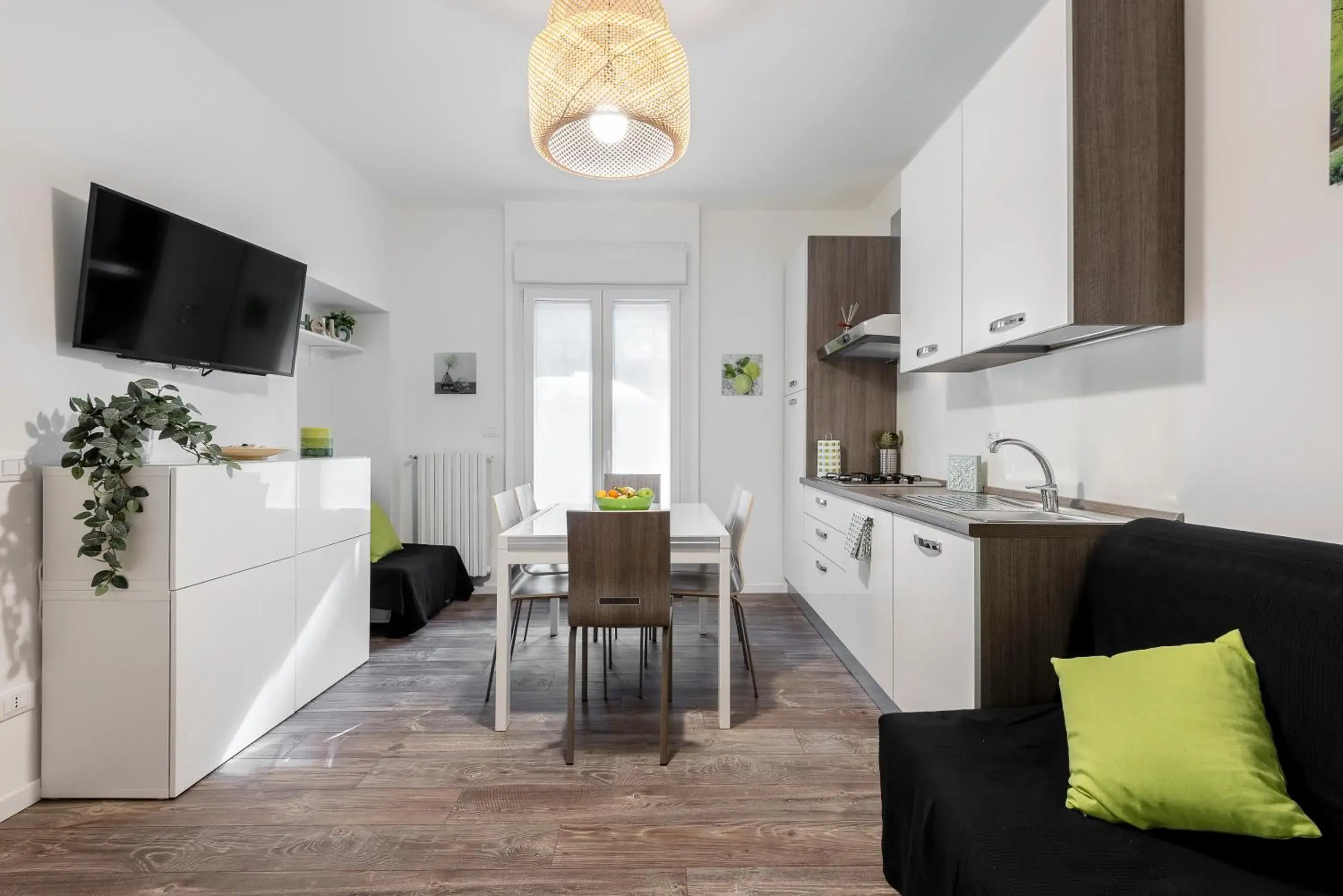 StayEasy Filzi11 - 3 Bedrooms, 2 baths - Central Station StayEasy Filzi11 - 3 Bedrooms, 2 baths - Central Station