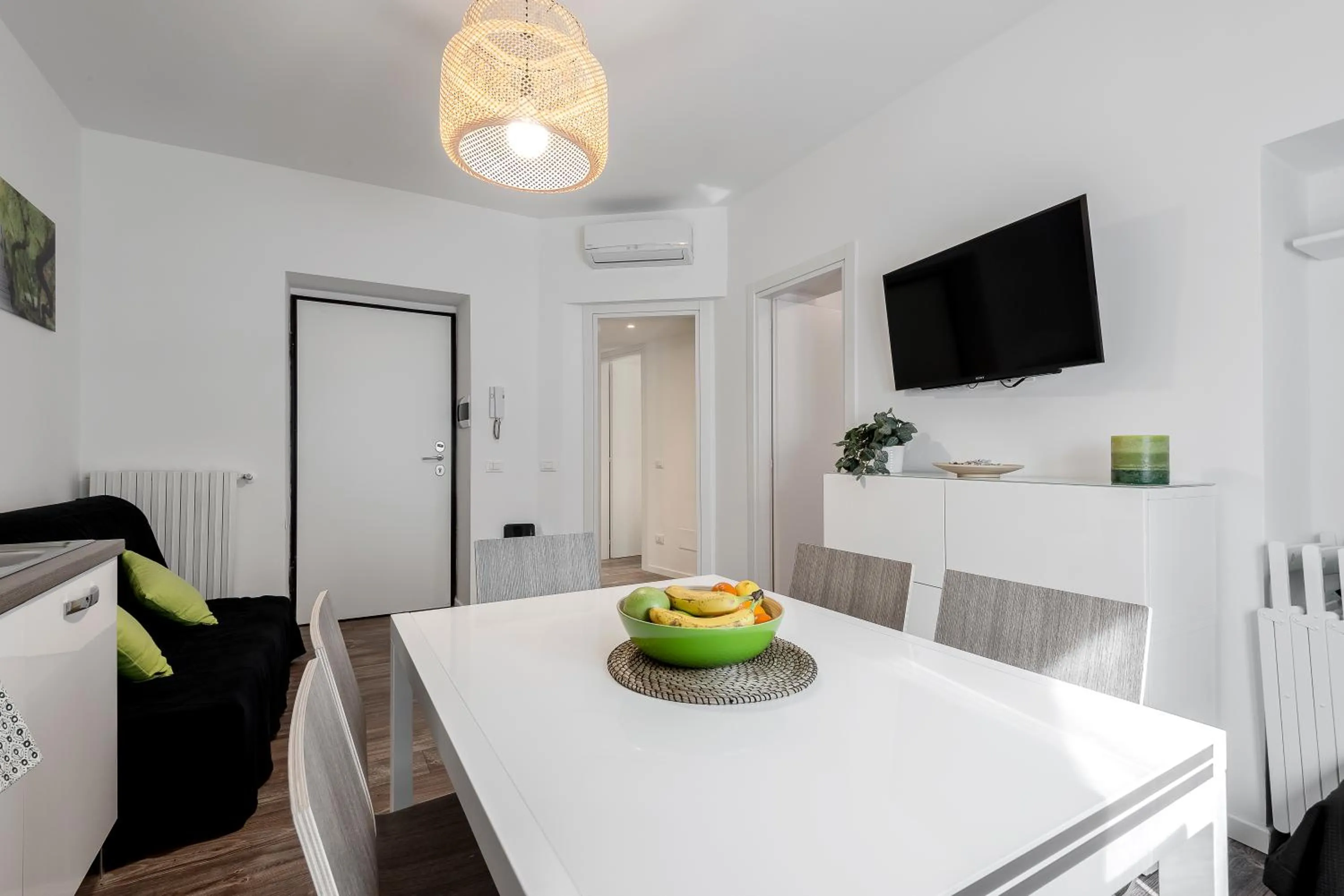 StayEasy Filzi11 - 3 Bedrooms, 2 baths - Central Station