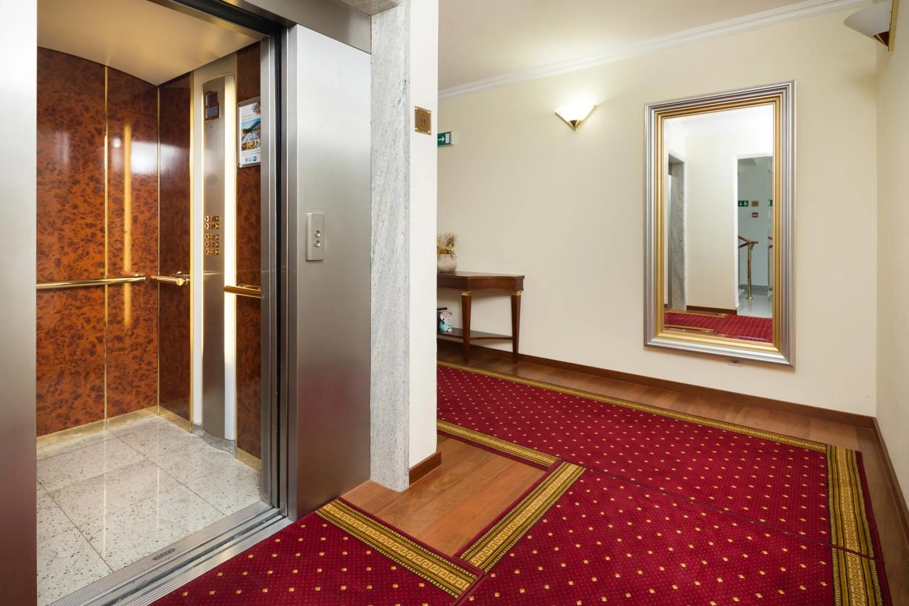 Property building in Hotel Villa Bacchus