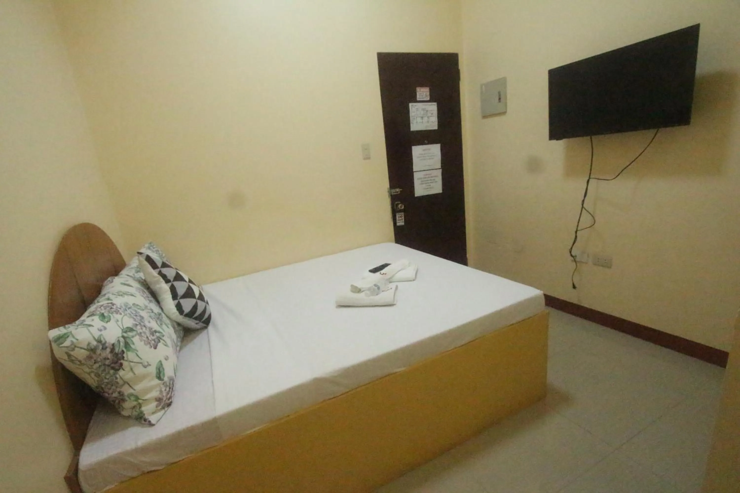 Bed in Heart Hotel and Services
